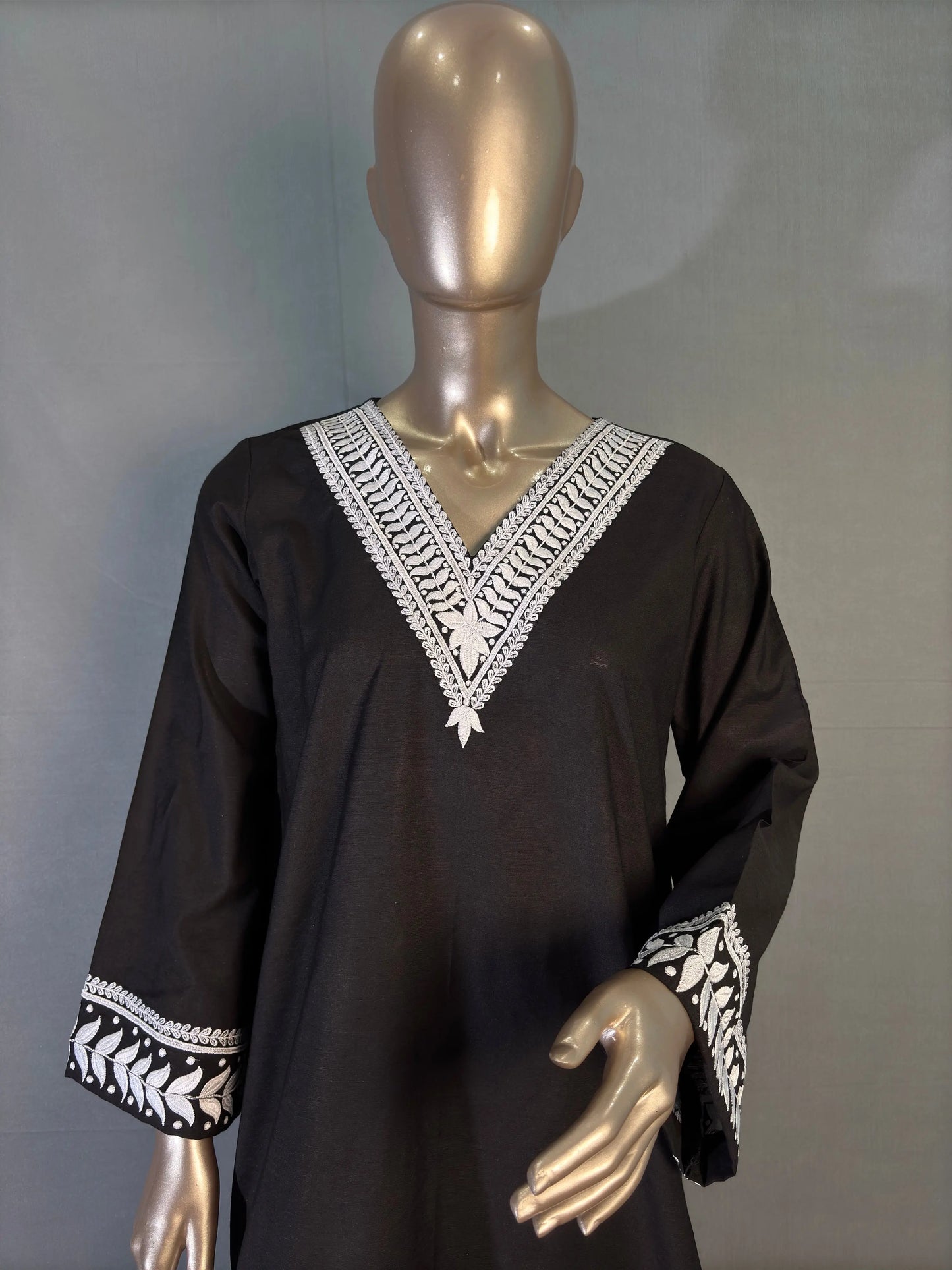 Black with White Thread Embroidered Pakistani Style Oversized Co-ord set kihums clothing
