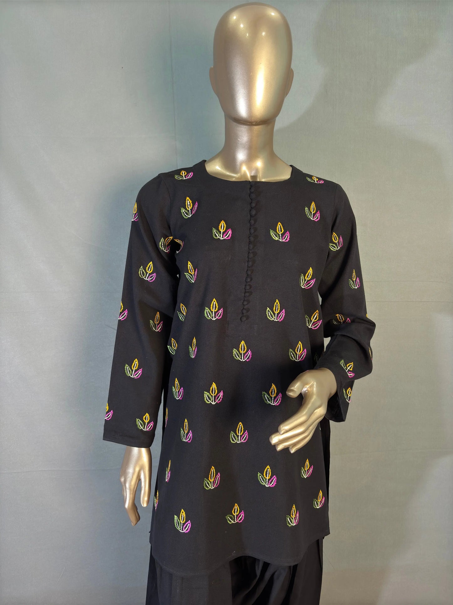Farsi Style Pakistani Kurta Set- Black with Embroidery work kihums clothing