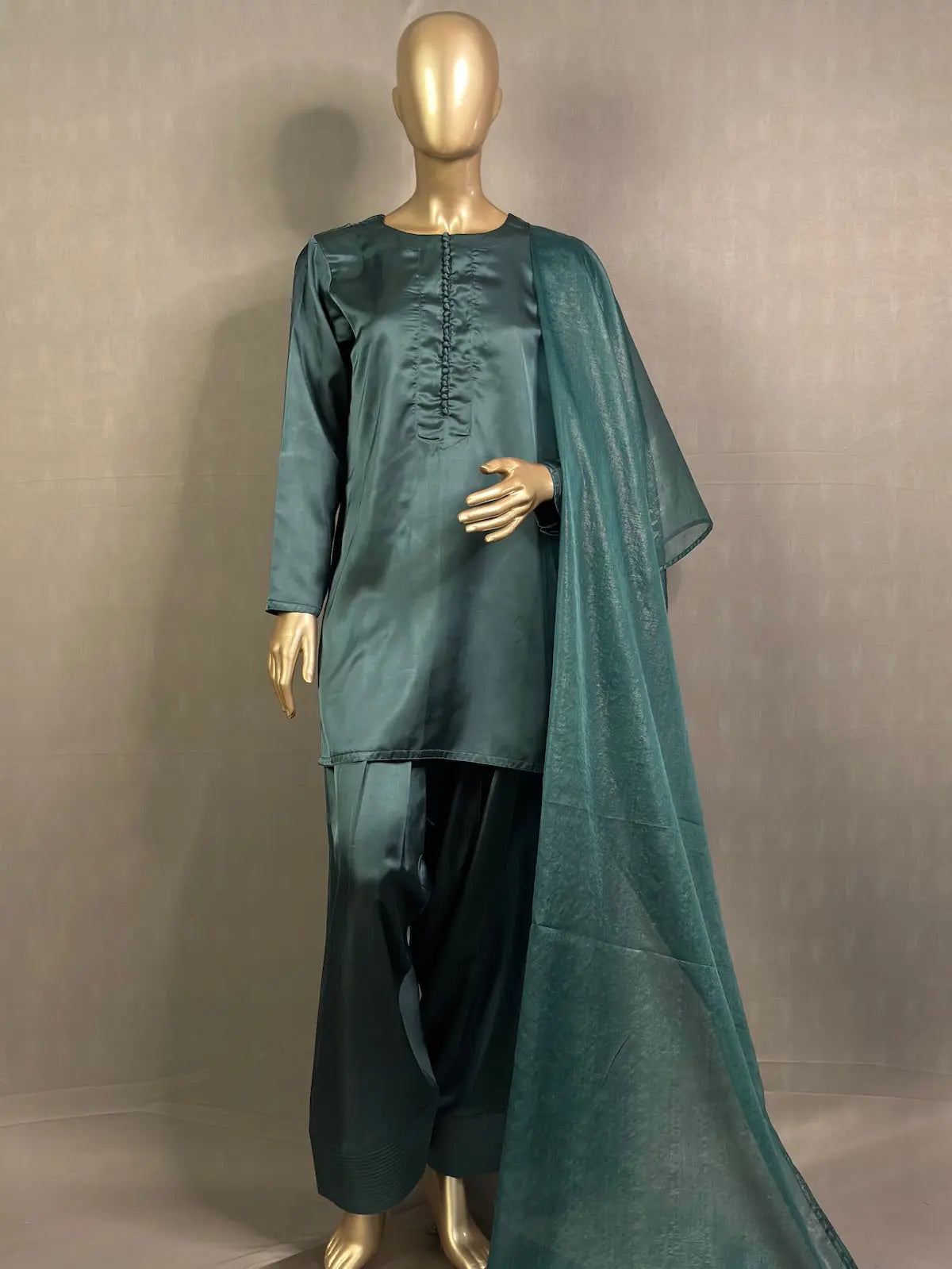 MEHRU Pine Green Farshi Shalwar Pakistani Kurta Set | Best Pakistani Kurta Sets for women kihums clothing