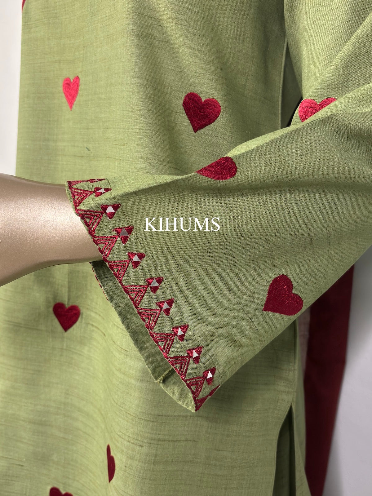 DIL SE Heart Embroidered Farshi Shalwar
