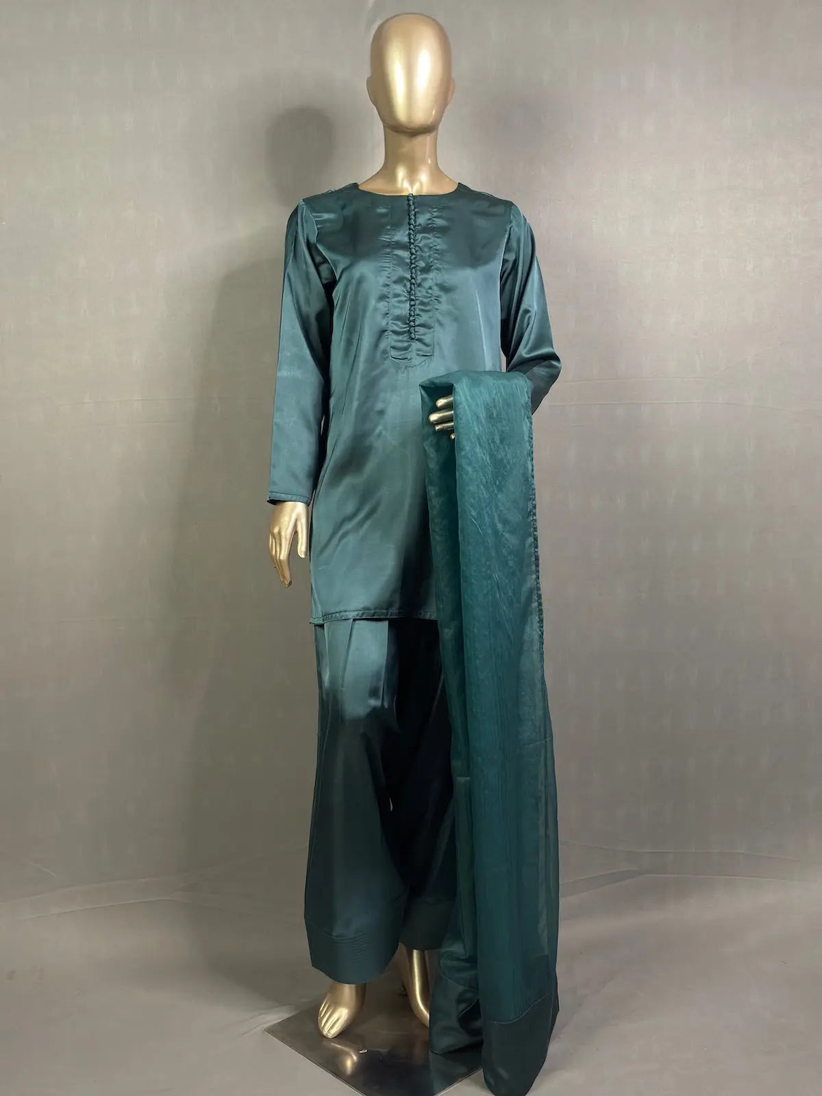 MEHRU Pine Green Farshi Shalwar Pakistani Kurta Set | Best Pakistani Kurta Sets for women kihums clothing