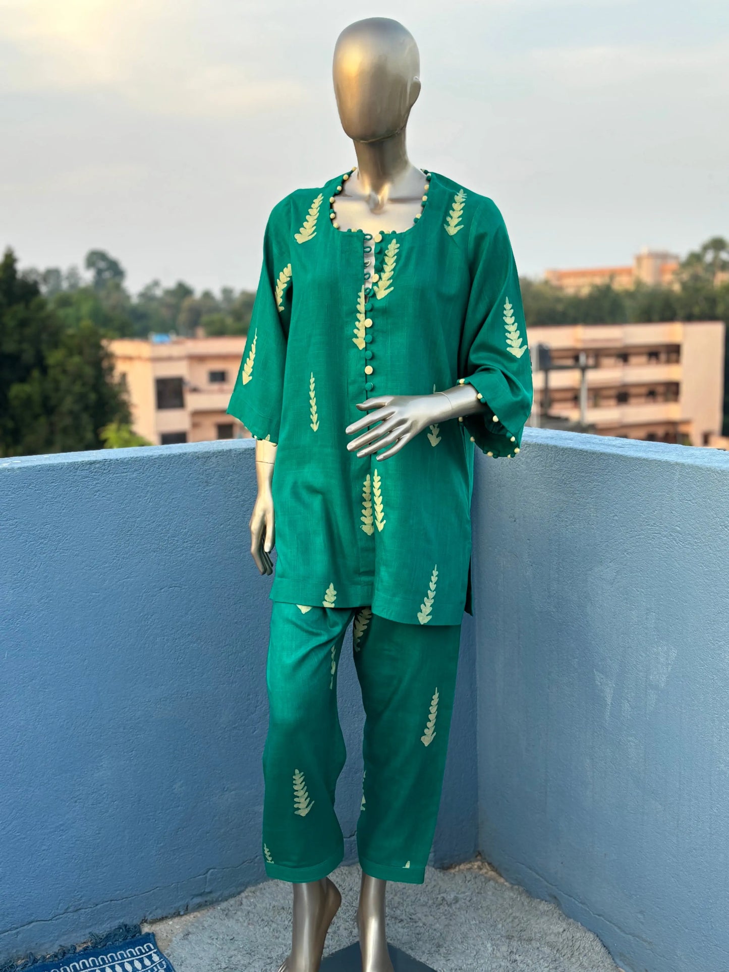Green Batik Print Co-ord Set: Elegant & Comfortable Two-Piece Outfit | Fusion of Elegance and Comfort kihums clothing