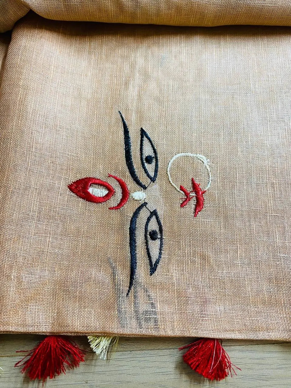 Light cream Handwoven Linen Saree with Embroidery Work | Zari Border | KIHUMS Saree