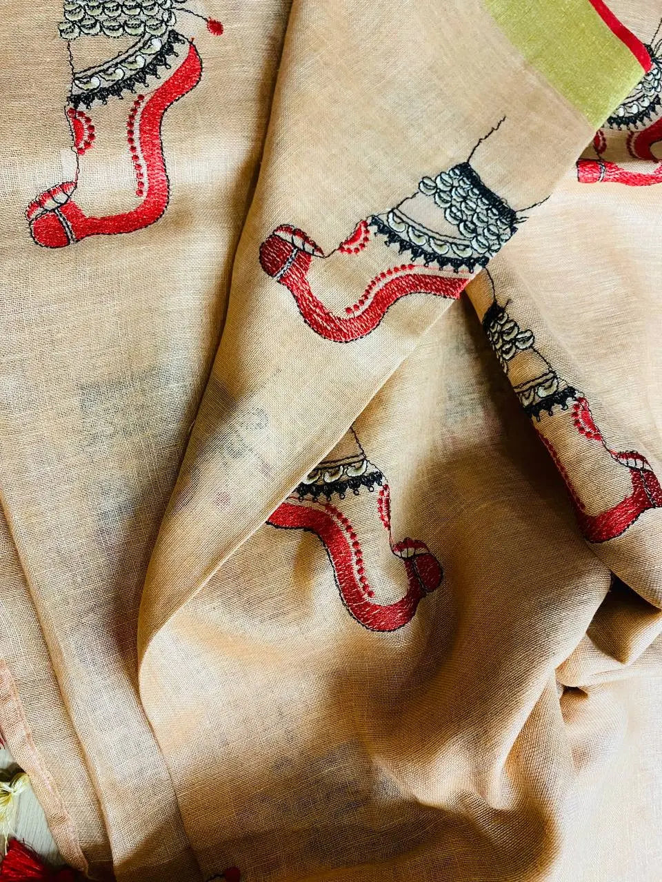 Light cream Handwoven Linen Saree with Embroidery Work | Zari Border | KIHUMS Saree kihums clothing