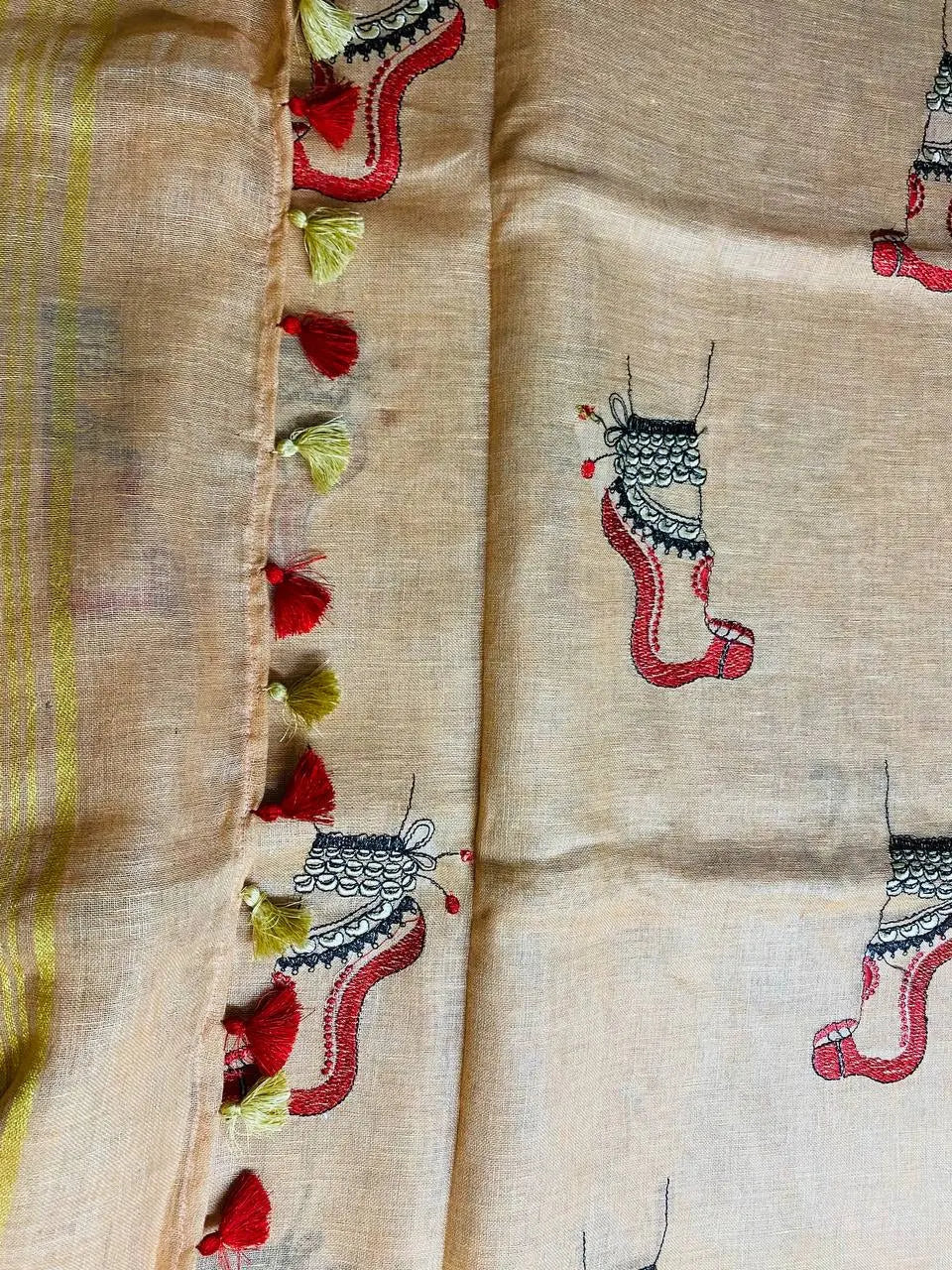 Light cream Handwoven Linen Saree with Embroidery Work | Zari Border | KIHUMS Saree kihums clothing