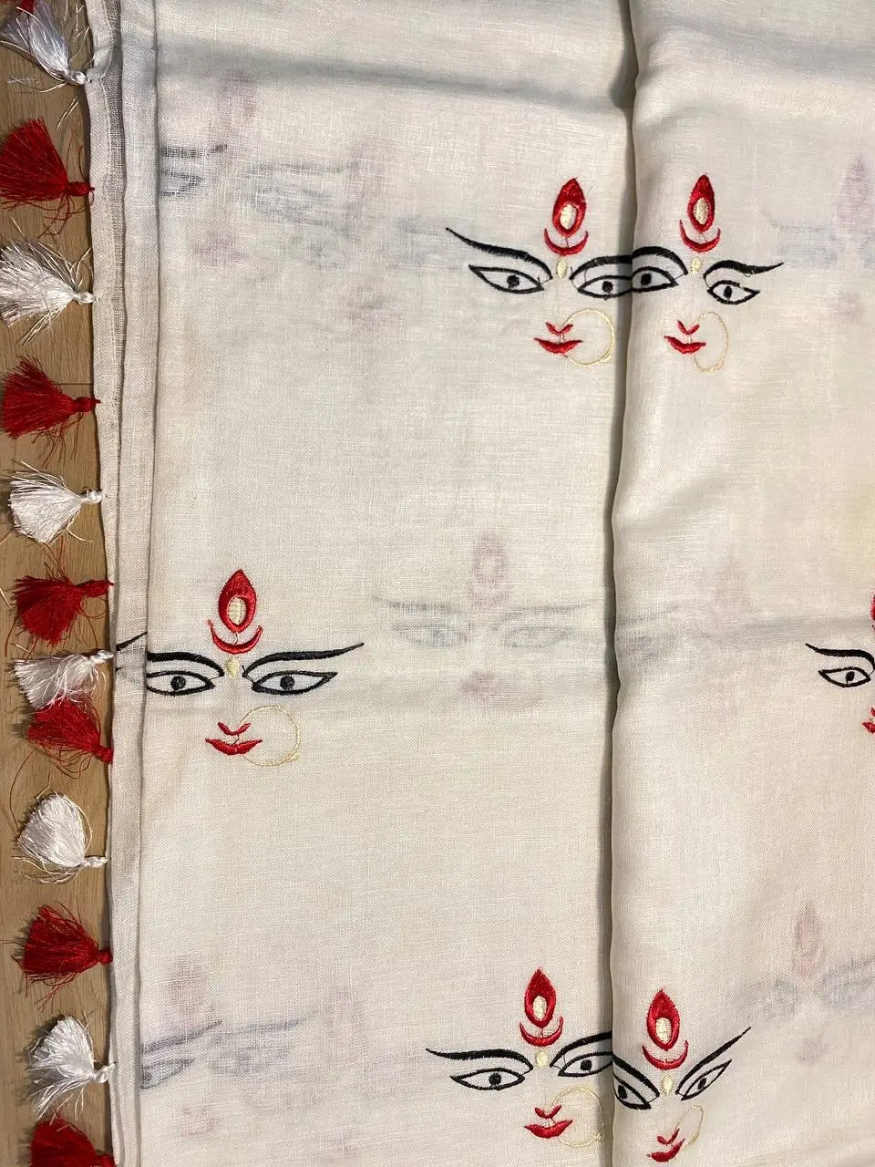 White Handwoven Linen Saree with Embroidery Work | Zari Border | KIHUMS Saree kihums clothing