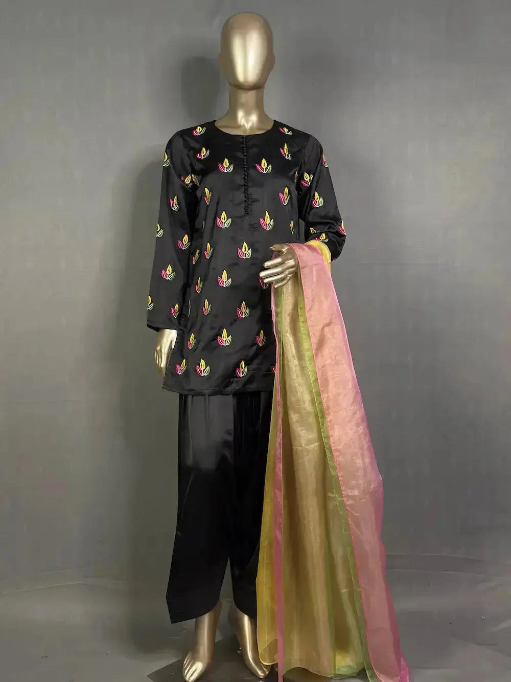 Black Farsi Pakistani Kurta Set | Embroidery work | Best Pakistani Kurta Sets for women (Copy) kihums clothing