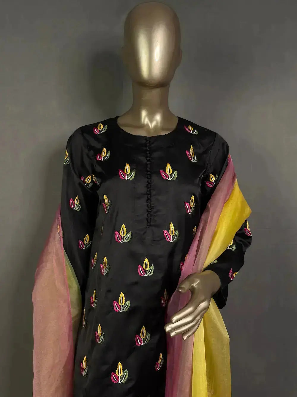 Black Farsi Pakistani Kurta Set | Embroidery work | Best Pakistani Kurta Sets for women (Copy) kihums clothing