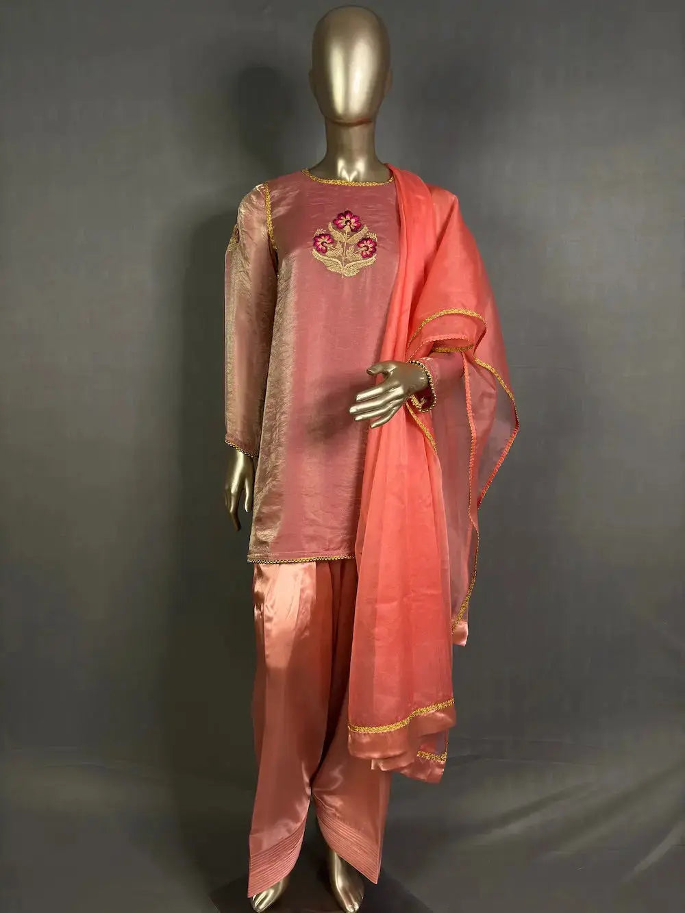 NOOR Pakistani Kurta Set | Embroidery work | Best Pakistani Kurta Sets for women kihums clothing