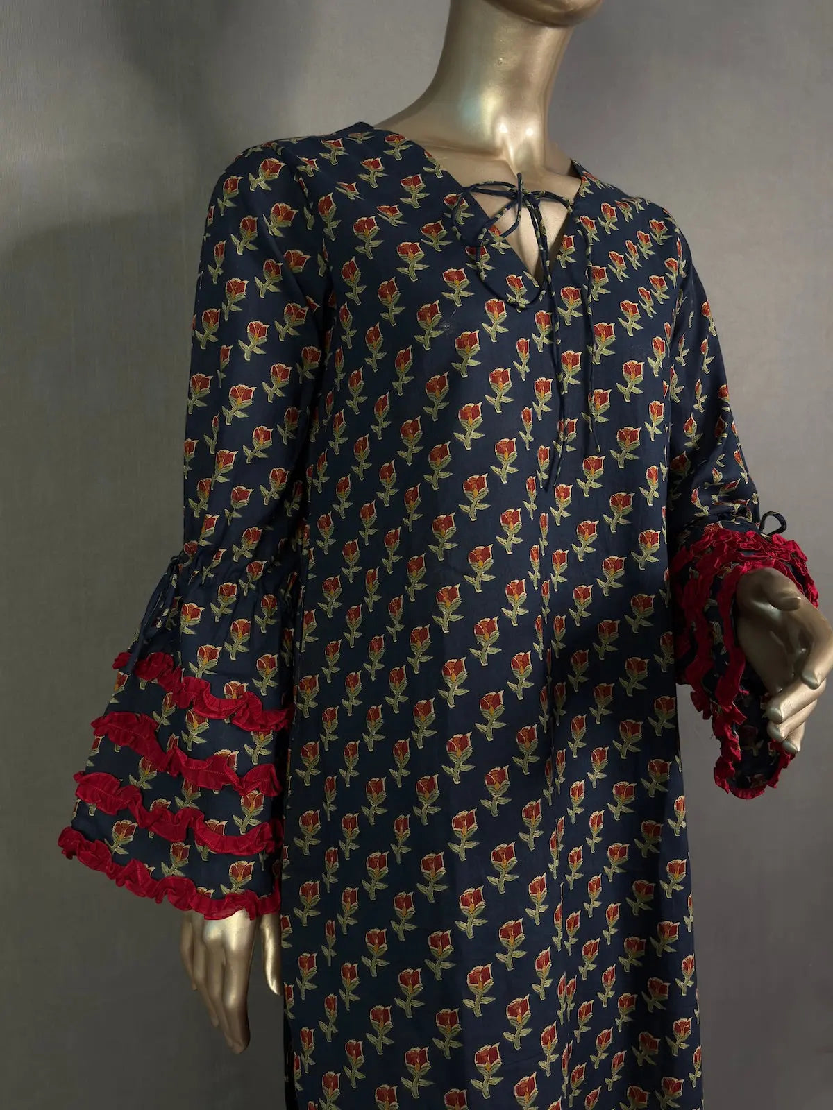 BAHAAR - Printed Salwar Kameez with statement Sleeves kihums clothing