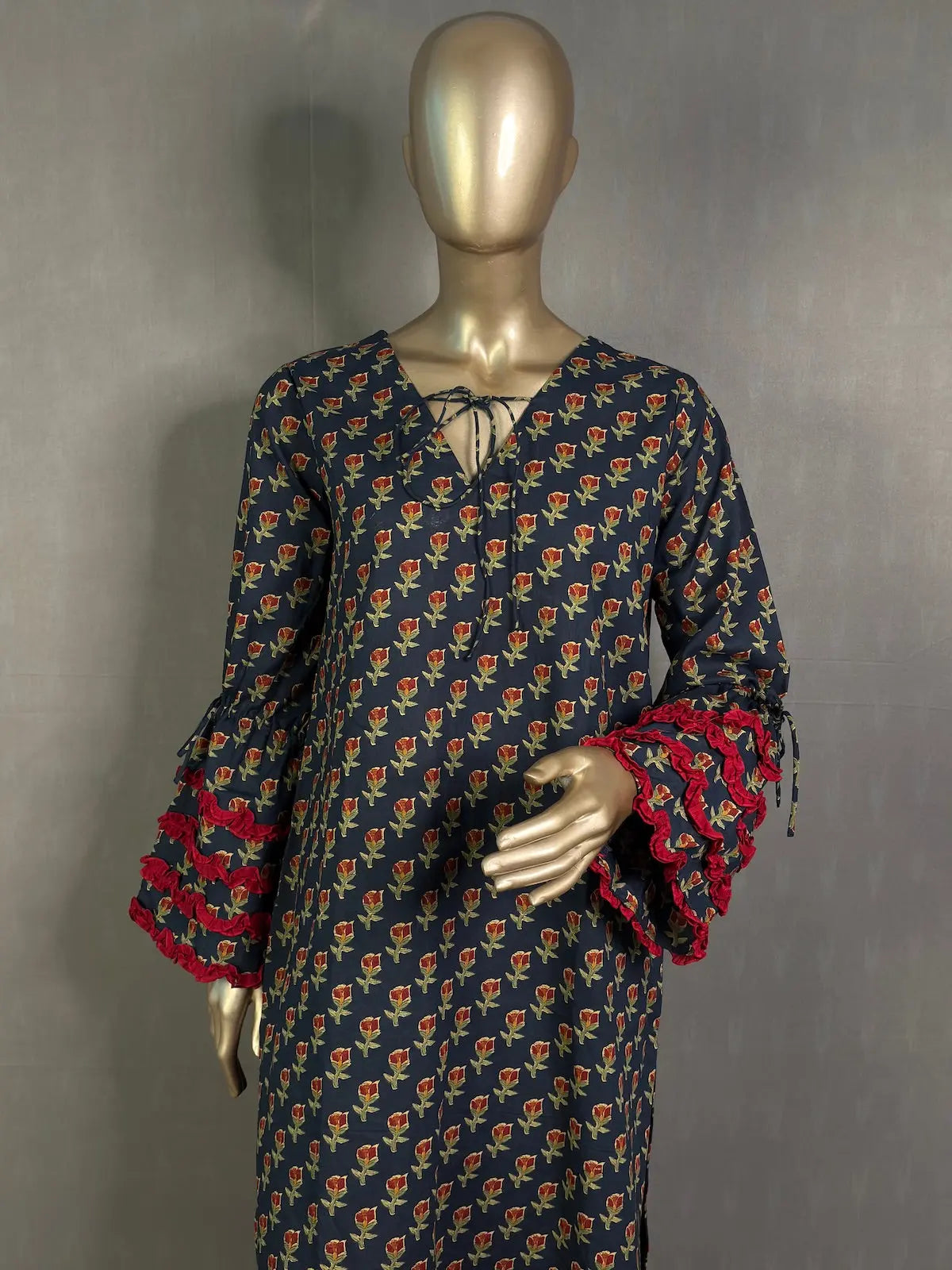 BAHAAR - Printed Salwar Kameez with statement Sleeves kihums clothing