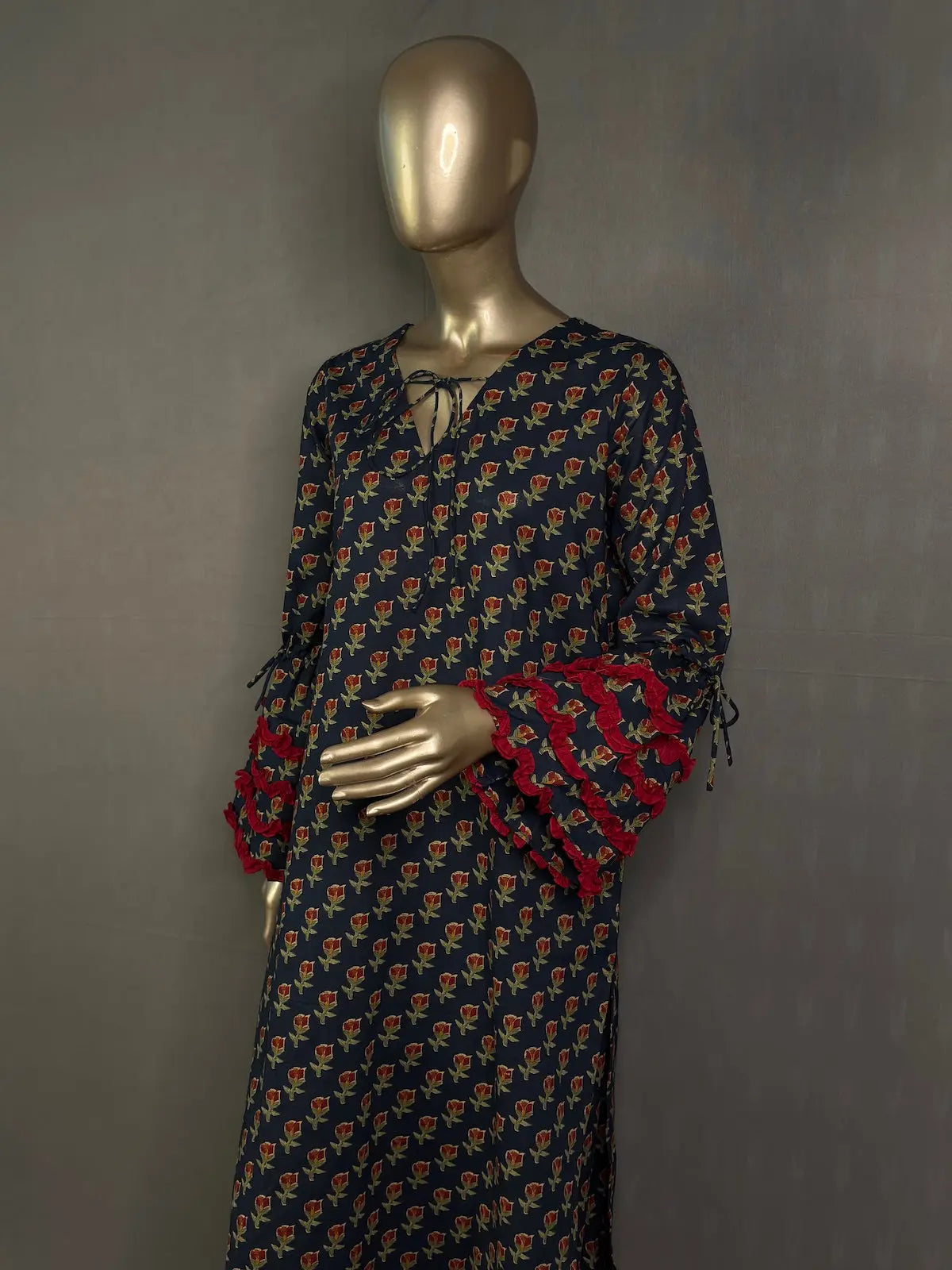 BAHAAR - Printed Salwar Kameez with statement Sleeves kihums clothing