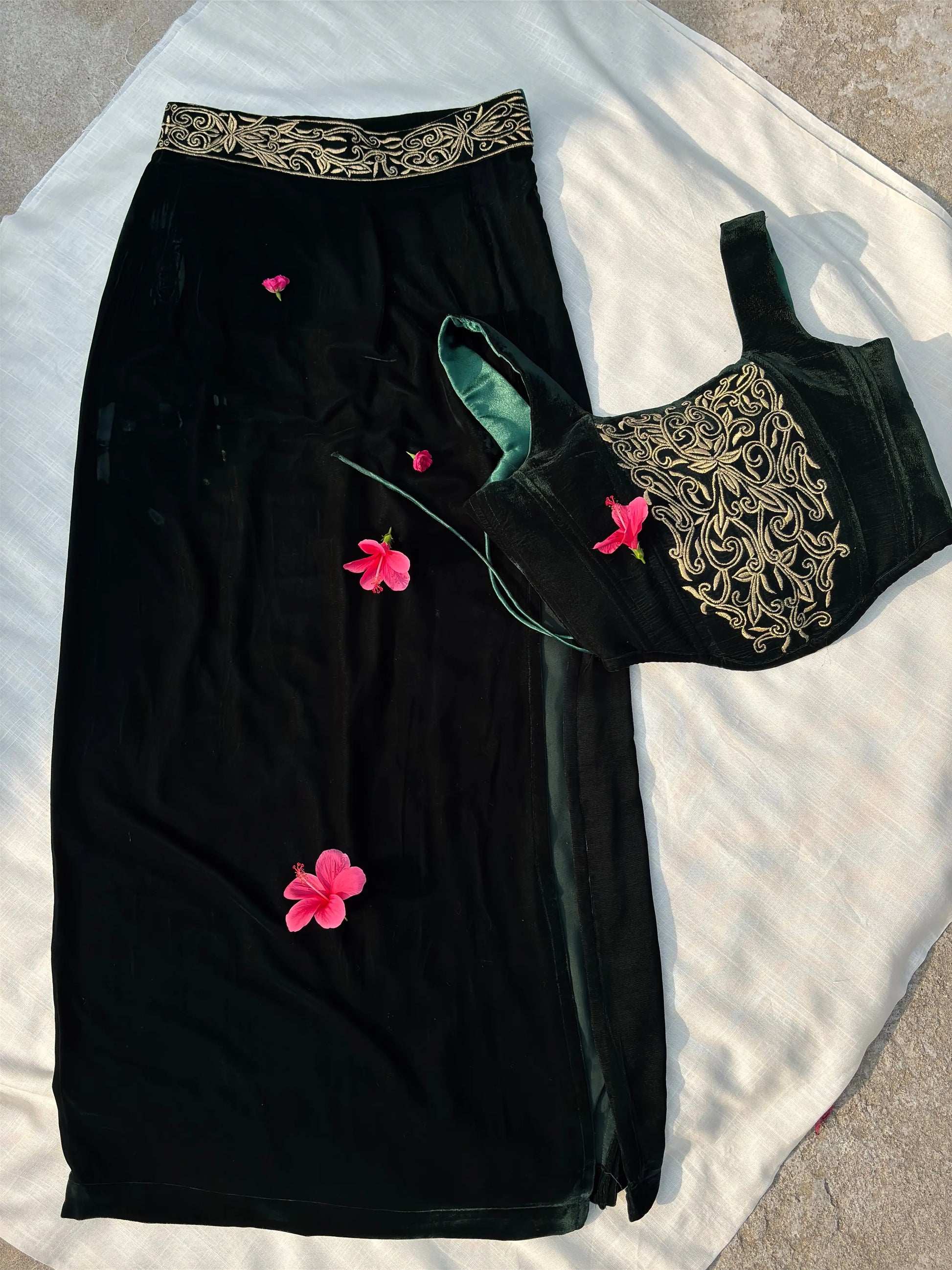 Elegant Microvelvet Embroidered Skirt with Zari Detailing kihums clothing