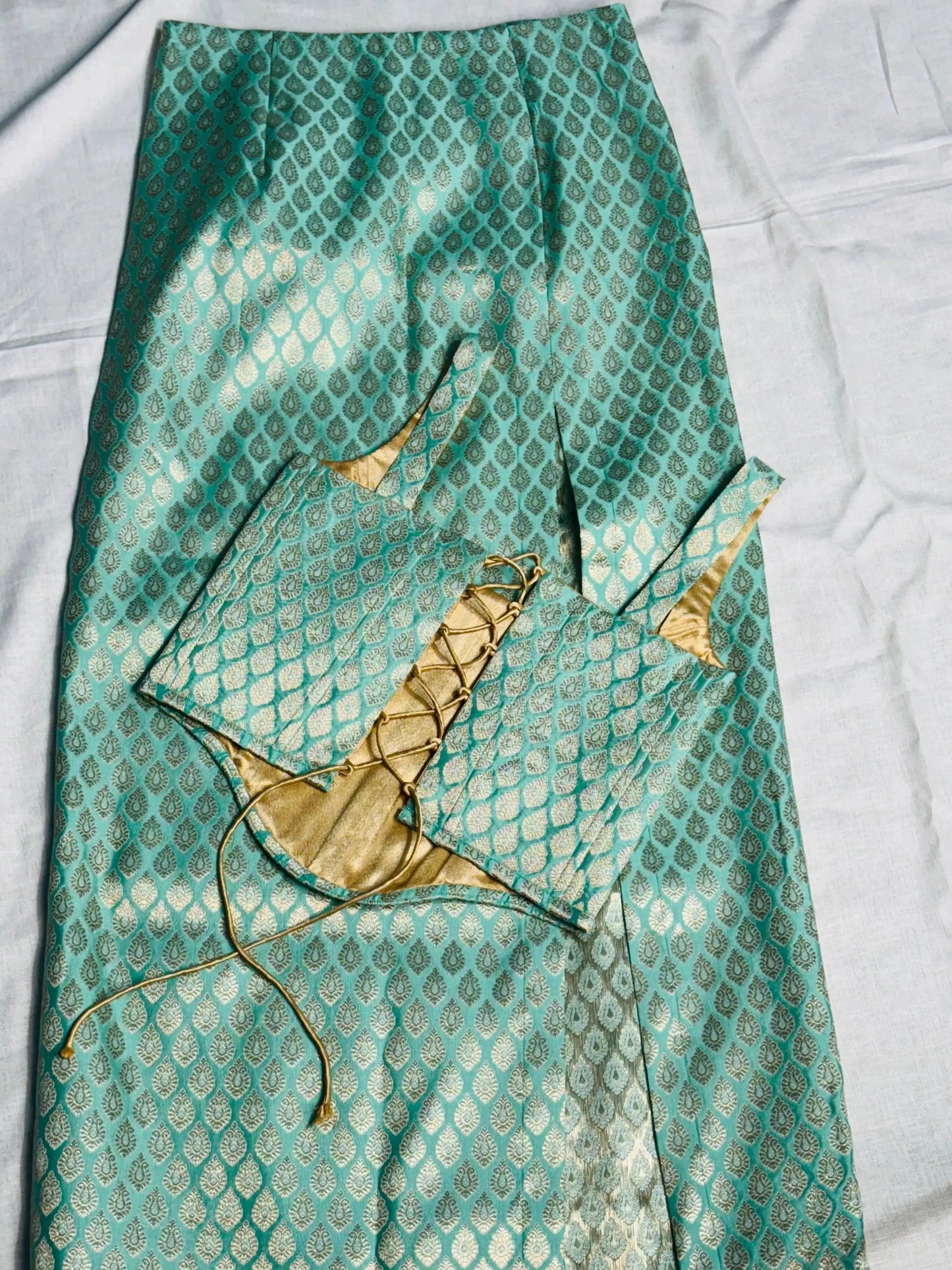 Elegant Banarsi Silk Skirt with Zari Detailing kihums clothing