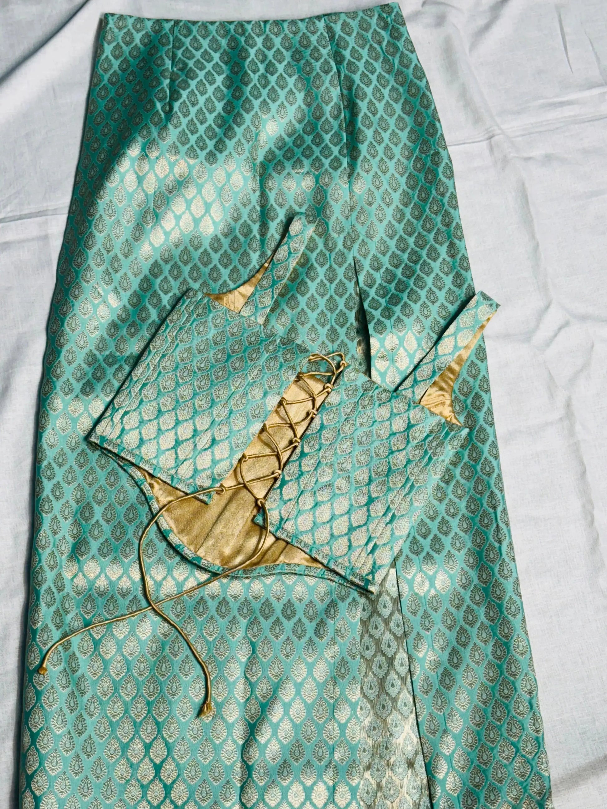 Elegant Banarsi Silk Skirt with Zari Detailing kihums clothing