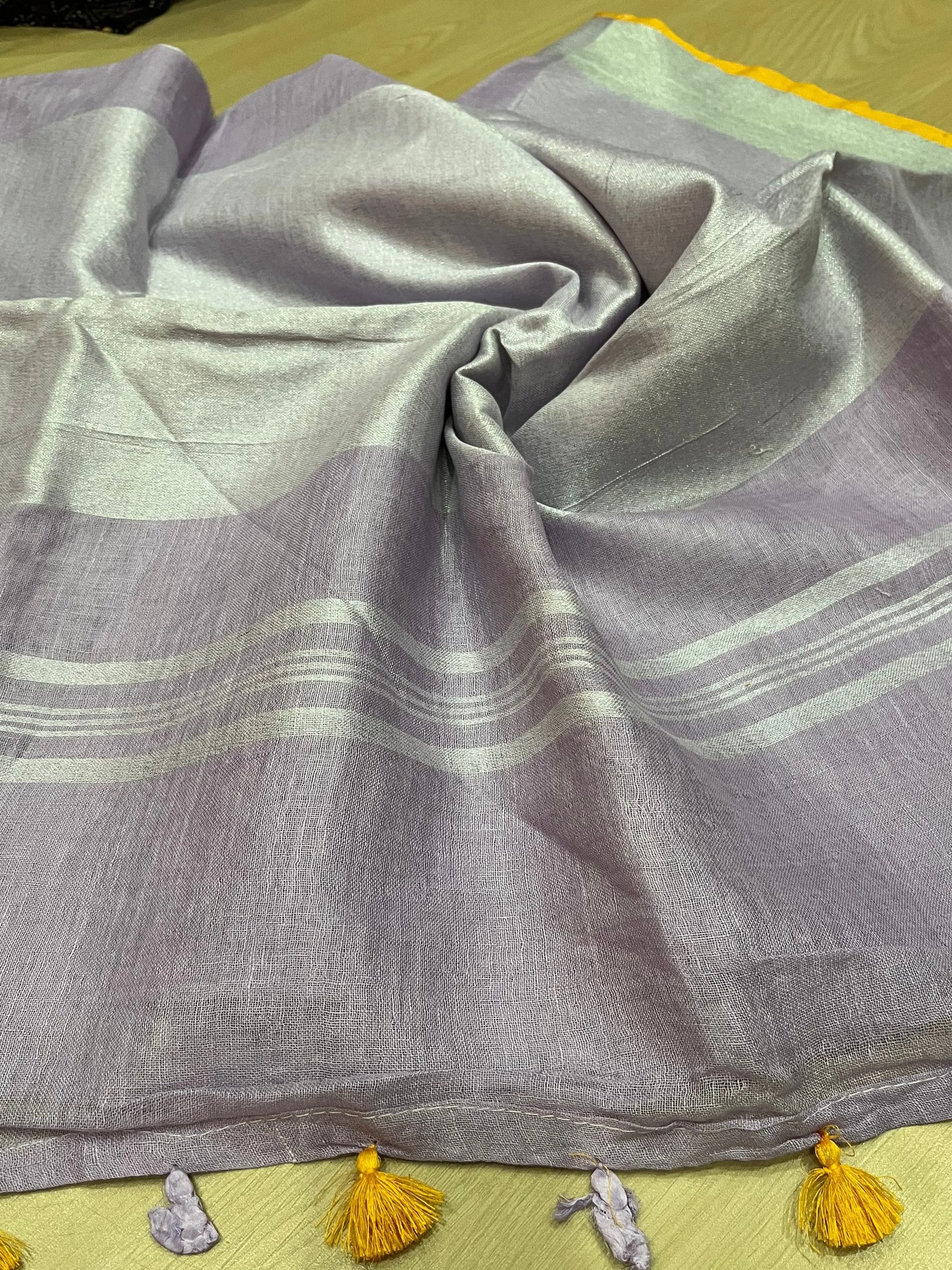 Light Lavender shade Handwoven organic Linen Saree | Silver Zari border| KIHUMS Saree