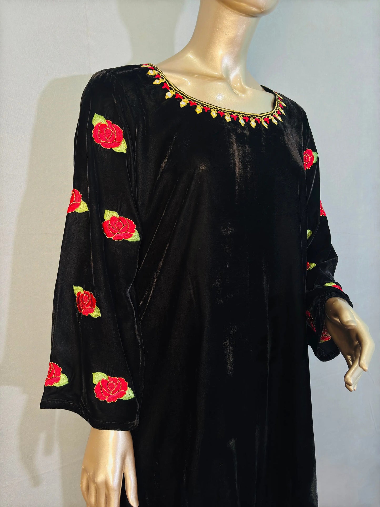 Black Zari Embroidered Velvet Pakistani Style Co-ord sets | Kurta with Palazzos kihums clothing