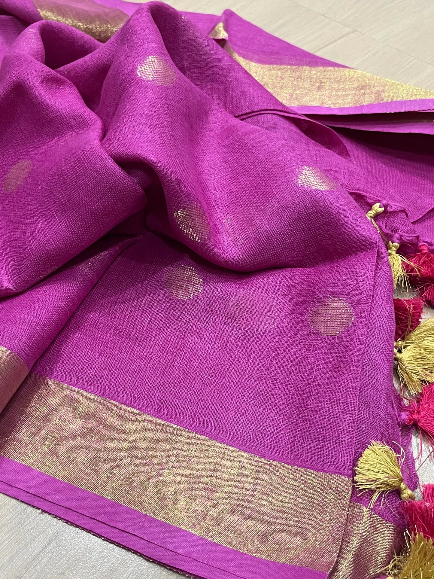 LINEN DUPATTA: Magenta Linen Dupatta with zari motif & gold red zari border with Tassels | KIHUMS Dupatta kihums clothing