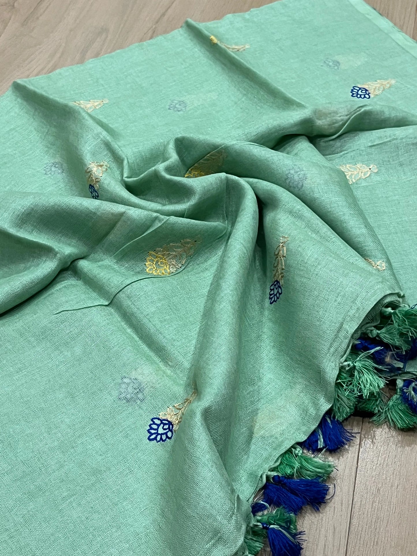 LINEN DUPATTA: Mint Linen Dupatta with embroidered flower with Tassels | KIHUMS Dupatta kihums clothing