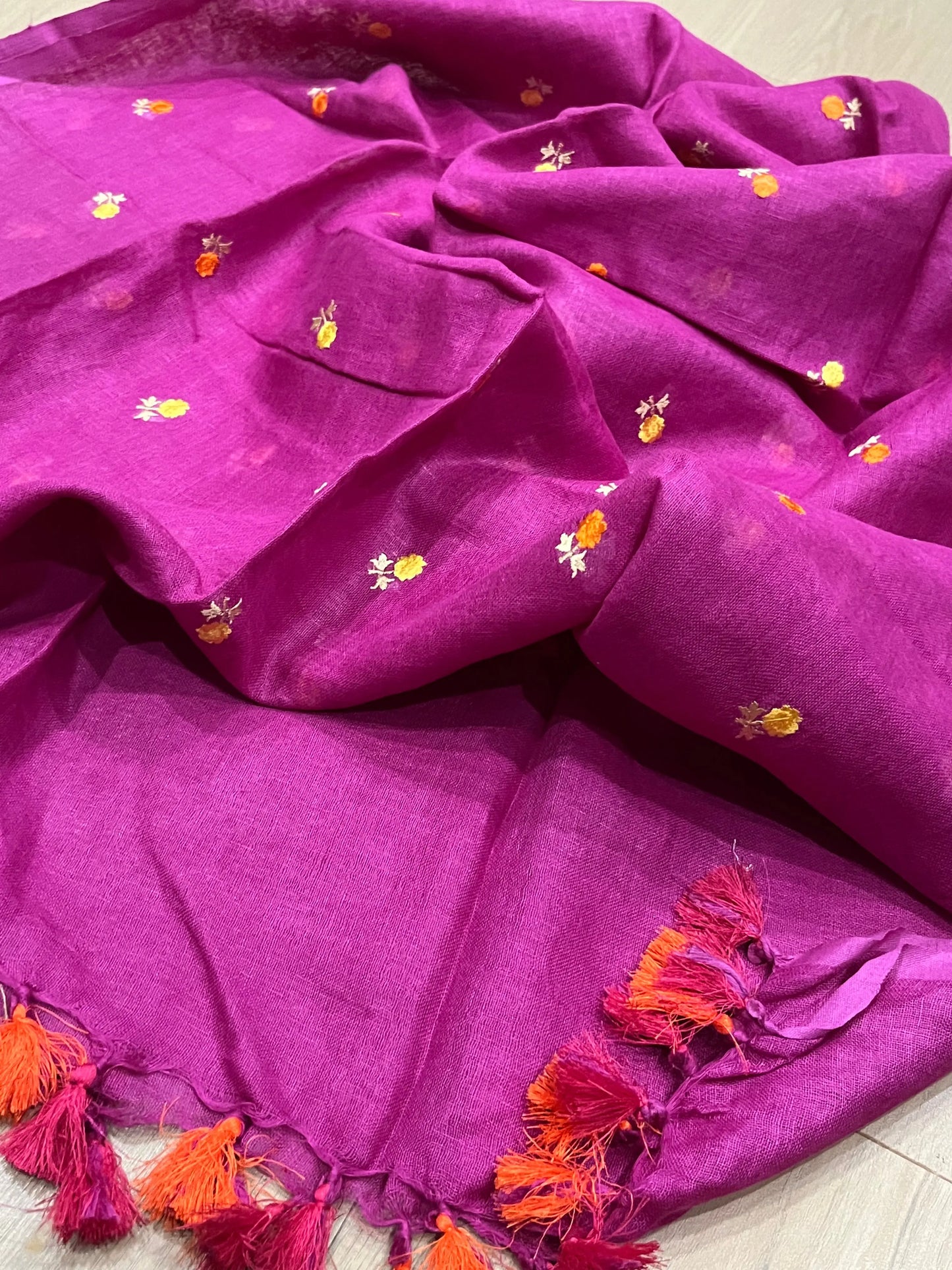LINEN DUPATTA: Magenta Linen Dupatta with embroidered flower with Tassels | KIHUMS Dupatta kihums clothing