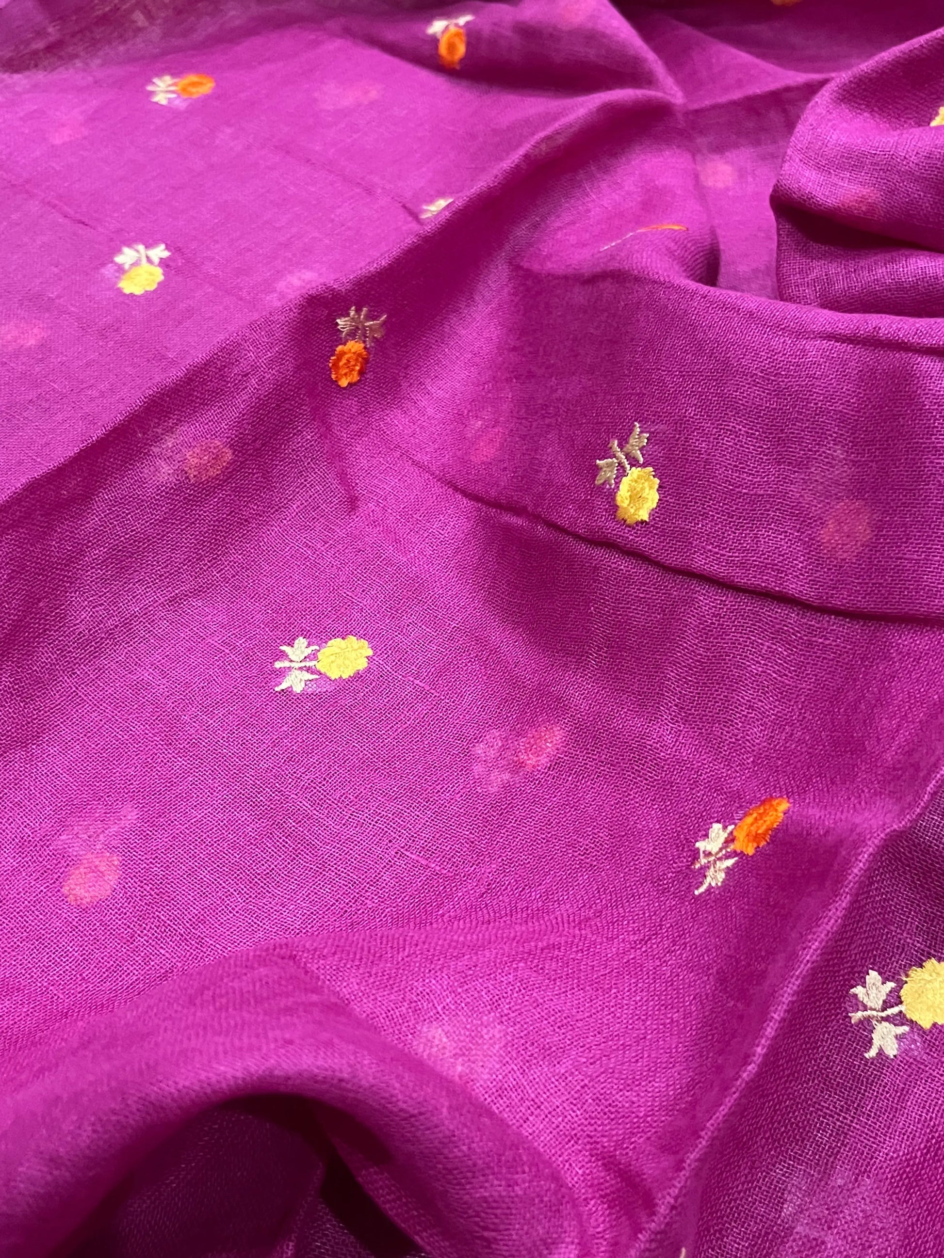 LINEN DUPATTA: Magenta Linen Dupatta with embroidered flower with Tassels | KIHUMS Dupatta kihums clothing
