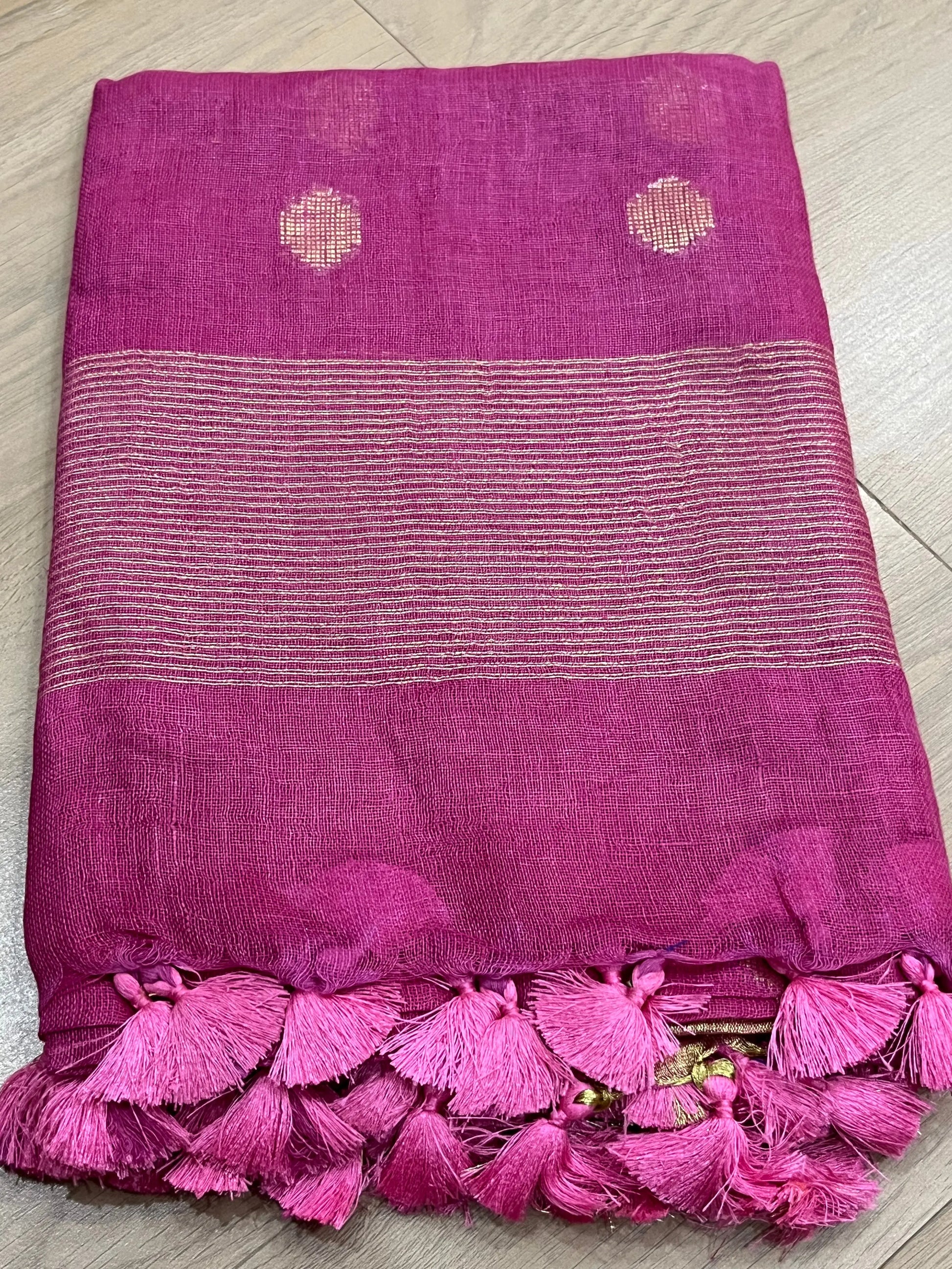 LINEN DUPATTA: Magenta Linen Dupatta with zari motif & gold red zari border with Tassels | KIHUMS Dupatta kihums clothing