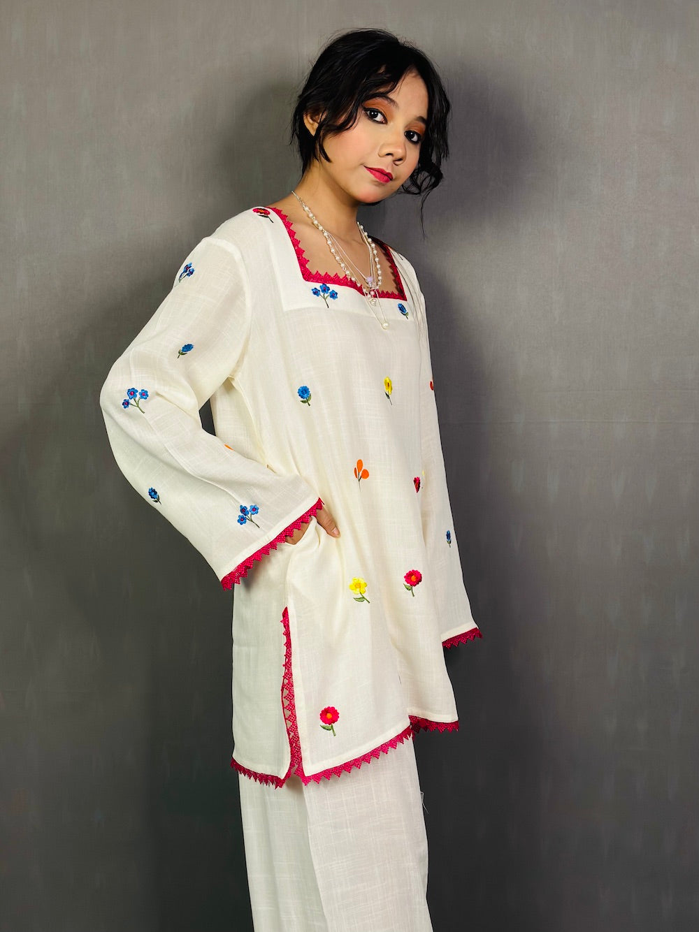 MEHMAL Off White Resham Thread Embroidered Farshi Shalwar