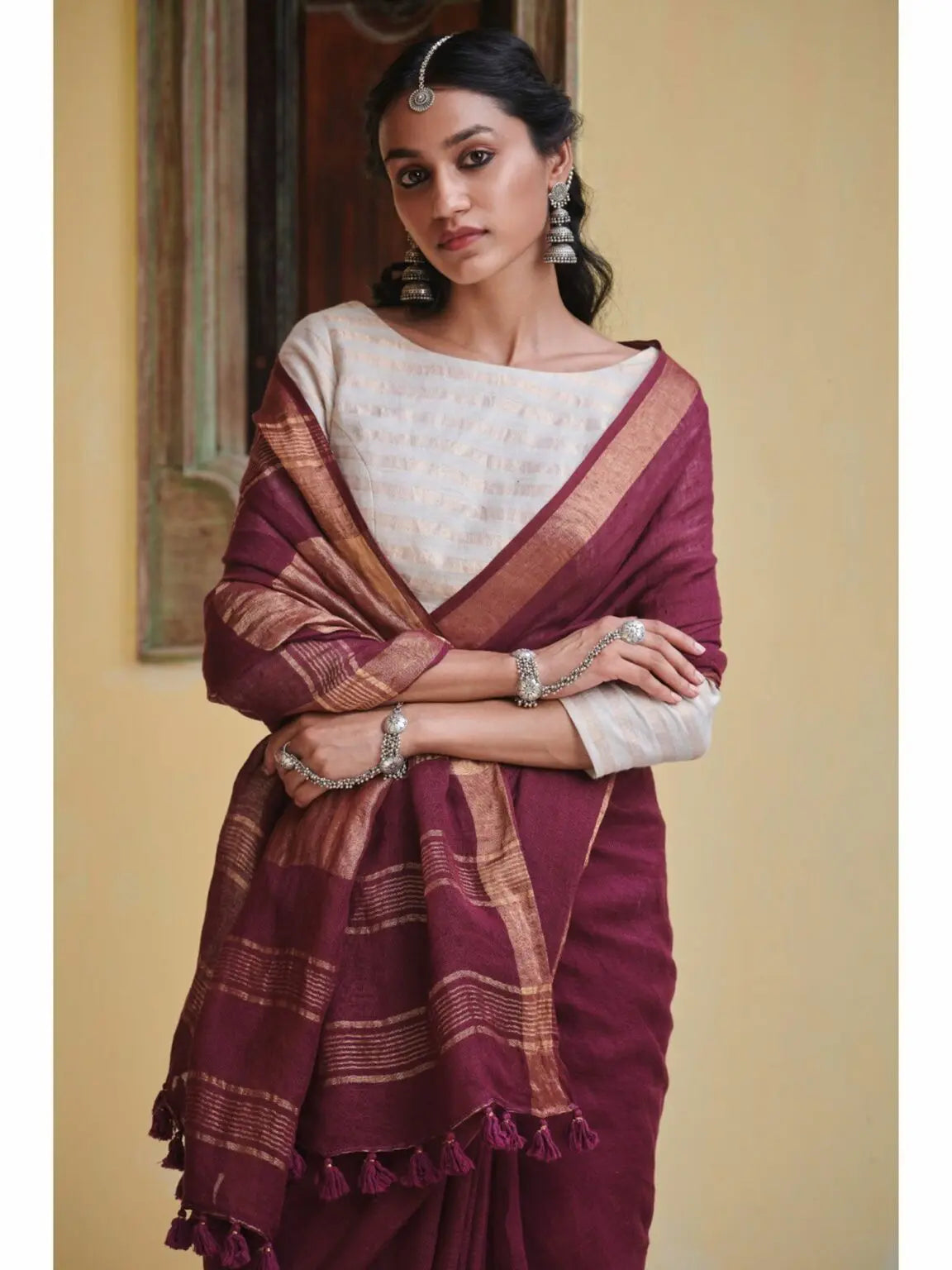 Wine Shade Handmade Pure Linen Saree | KIHUMS Saree kihums clothing