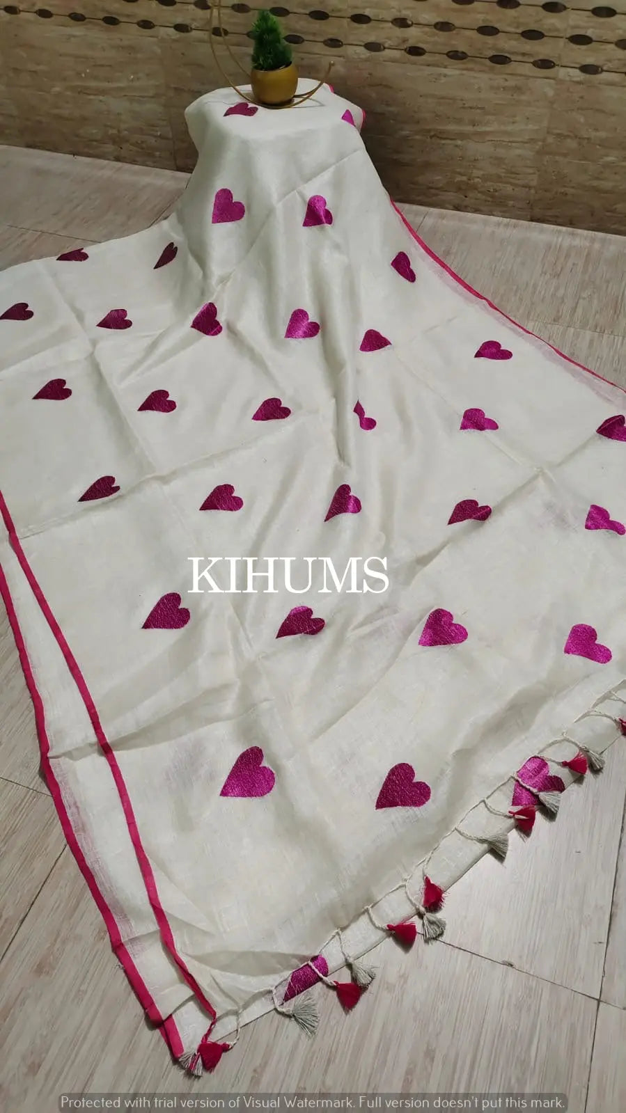 White Handwoven Linen Saree with Heart Embroidery Work | Pink Kanni | KIHUMS Saree kihums clothing
