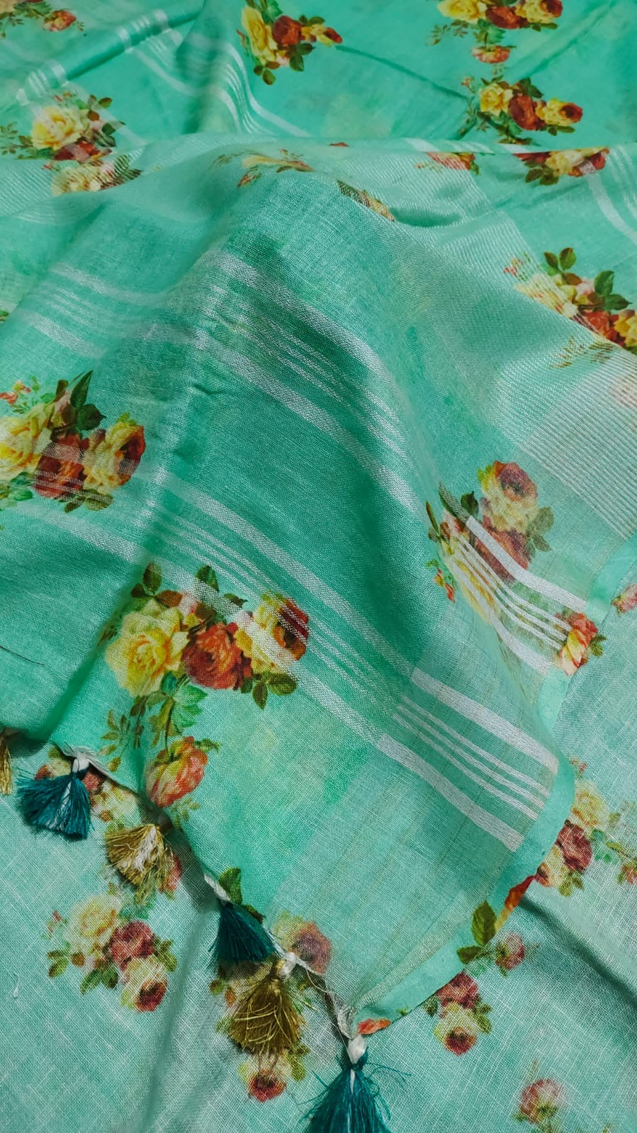 Green Floral Printed linen saree I Silver Zari BorderI Handwoven Saree I Pretty Sari | KIHUMS Saree
