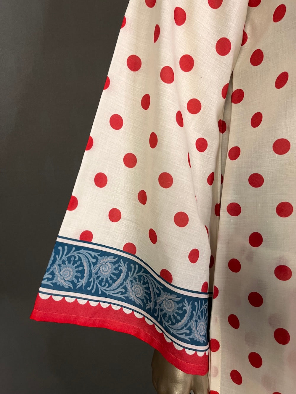 AMAIRA Off White Polka Printed Farshi Shalwar