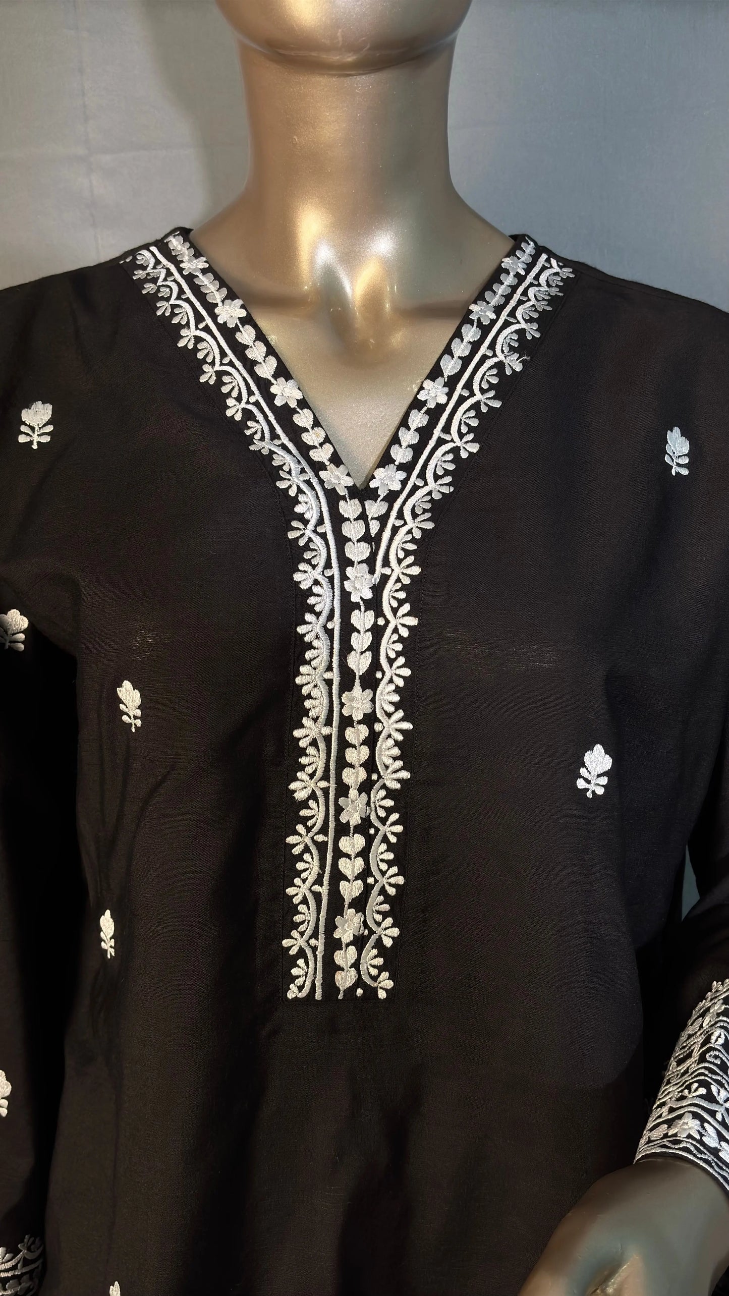 Black with Black Embroidered Pakistani Style Co-ord sets kihums clothing
