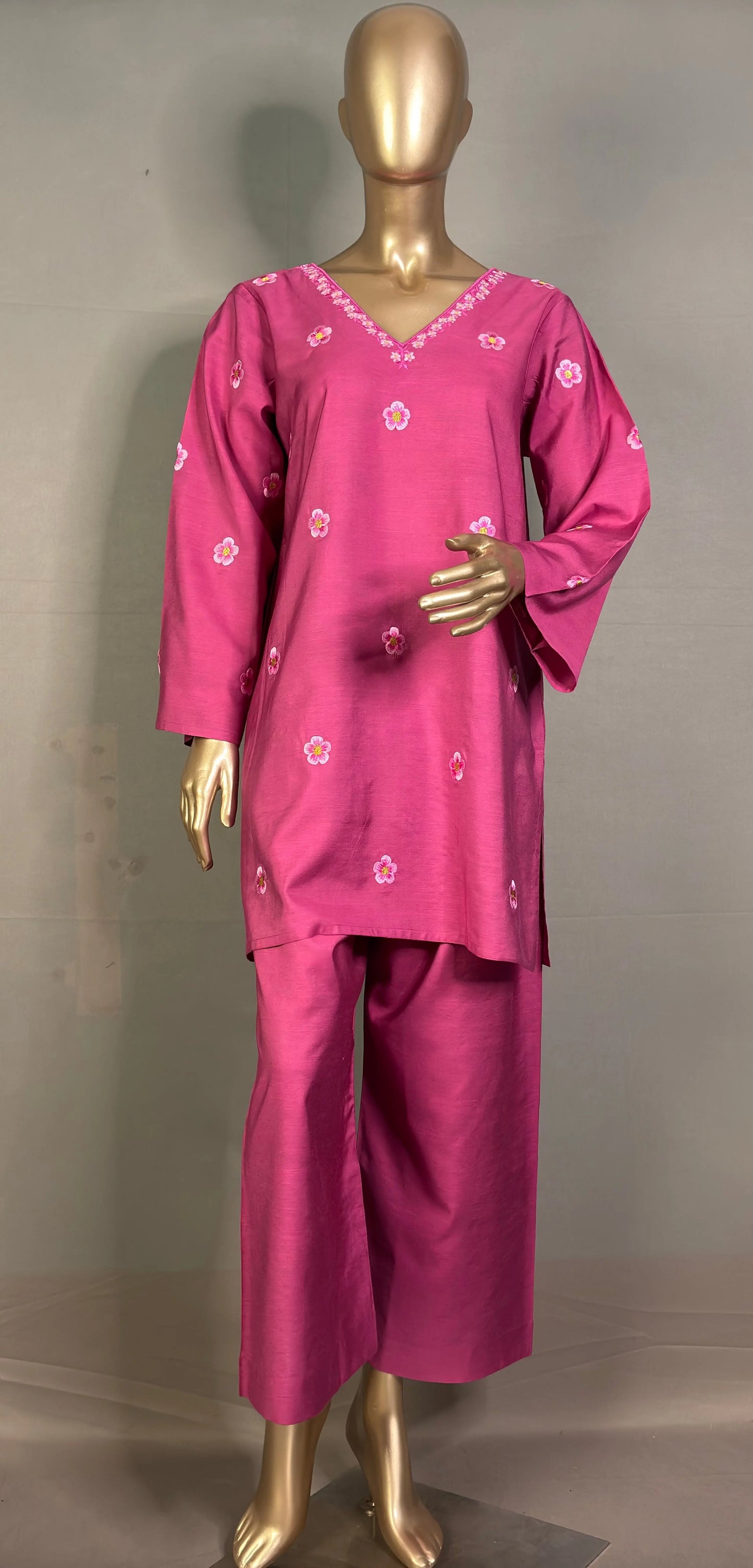 Pinkish Purple- Pakistani Silhouette Floral Embroidery Kurta Set kihums clothing