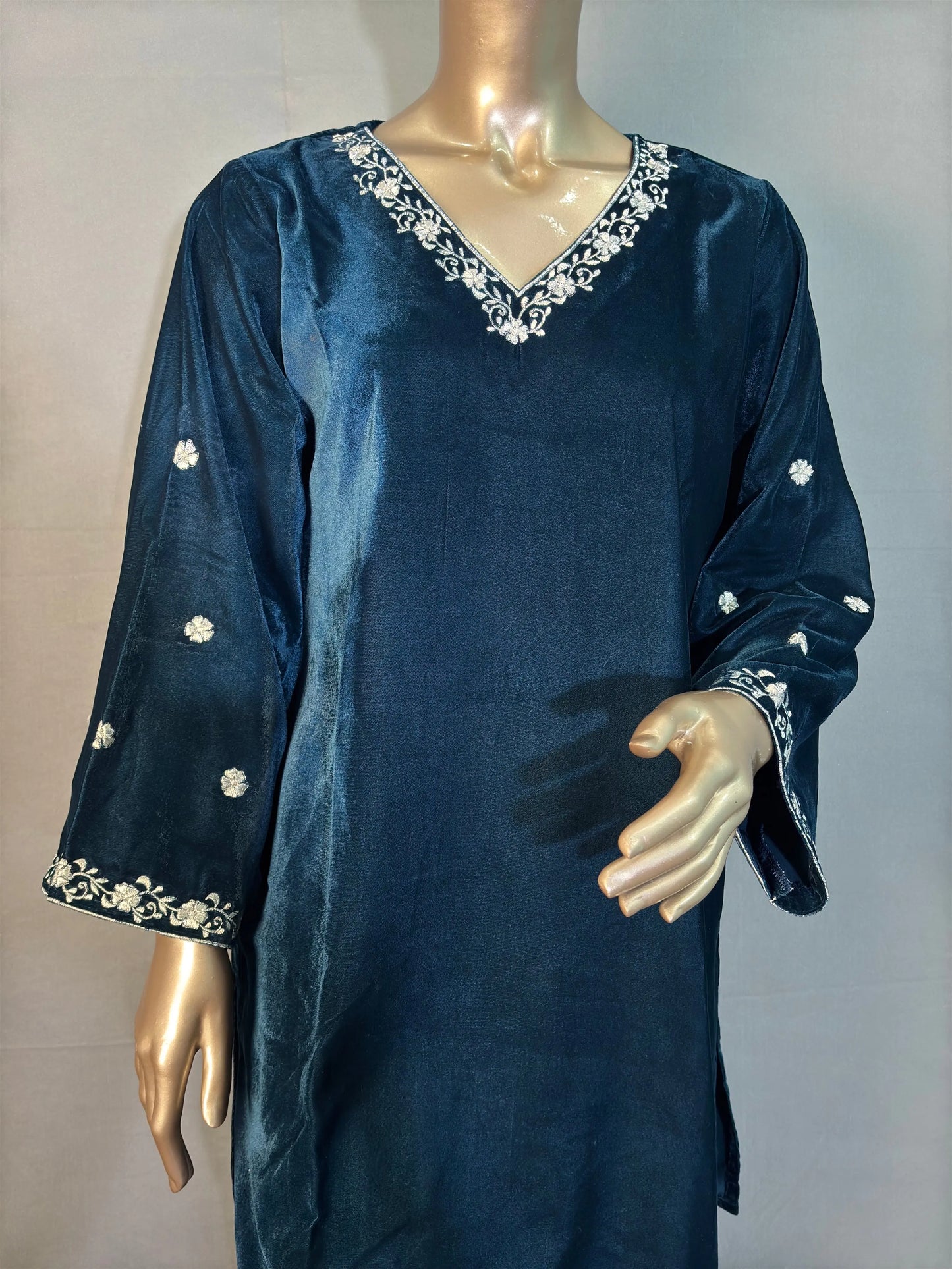 Petrol Blue Zari Embroidered Velvet Pakistani Style Co-ord sets | Kurta with Palazzos kihums clothing