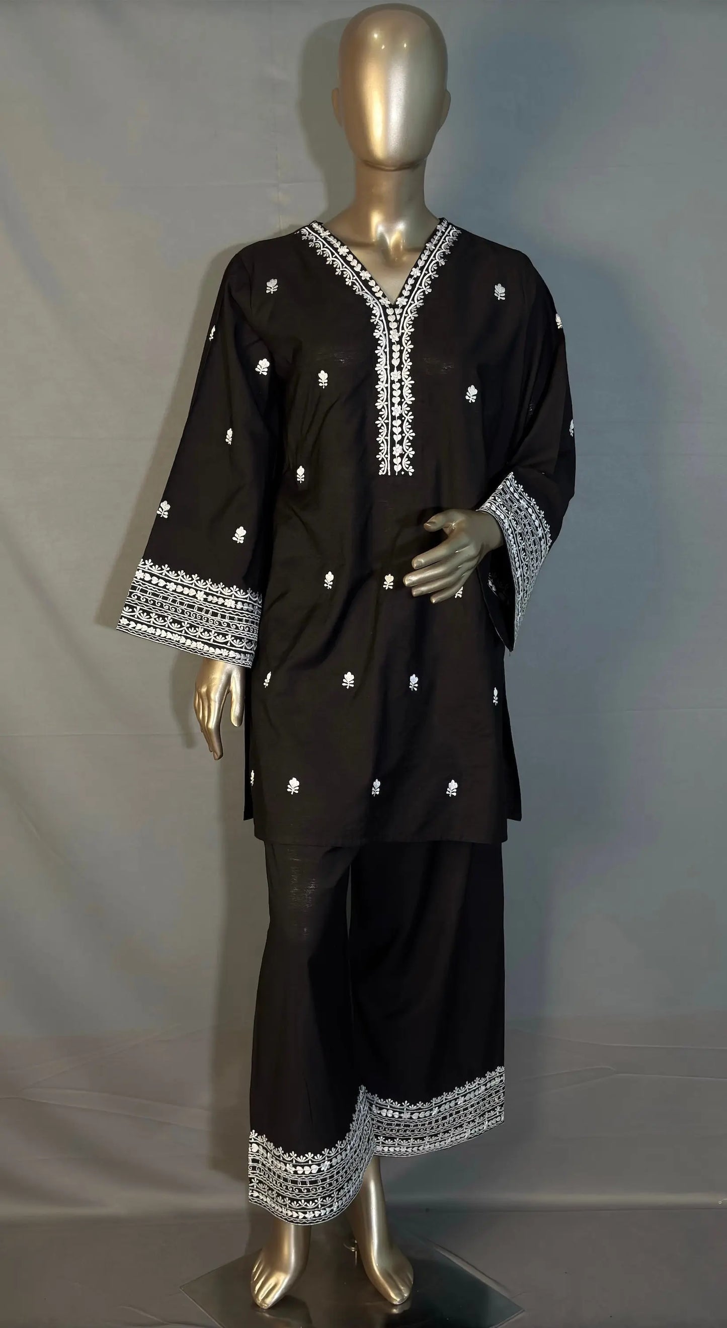 Black with Black Embroidered Pakistani Style Co-ord sets kihums clothing