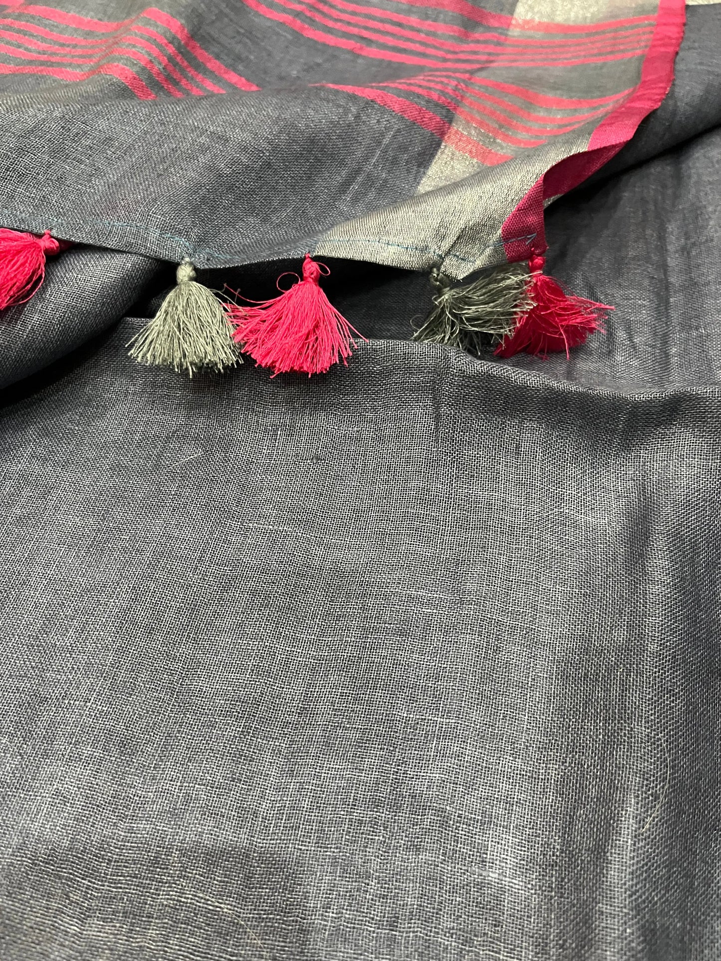Grey shade Handwoven organic Linen Saree | Silver Zari border| Pink Kanni| Pink Contrast blouse | KIHUMS Saree kihums clothing