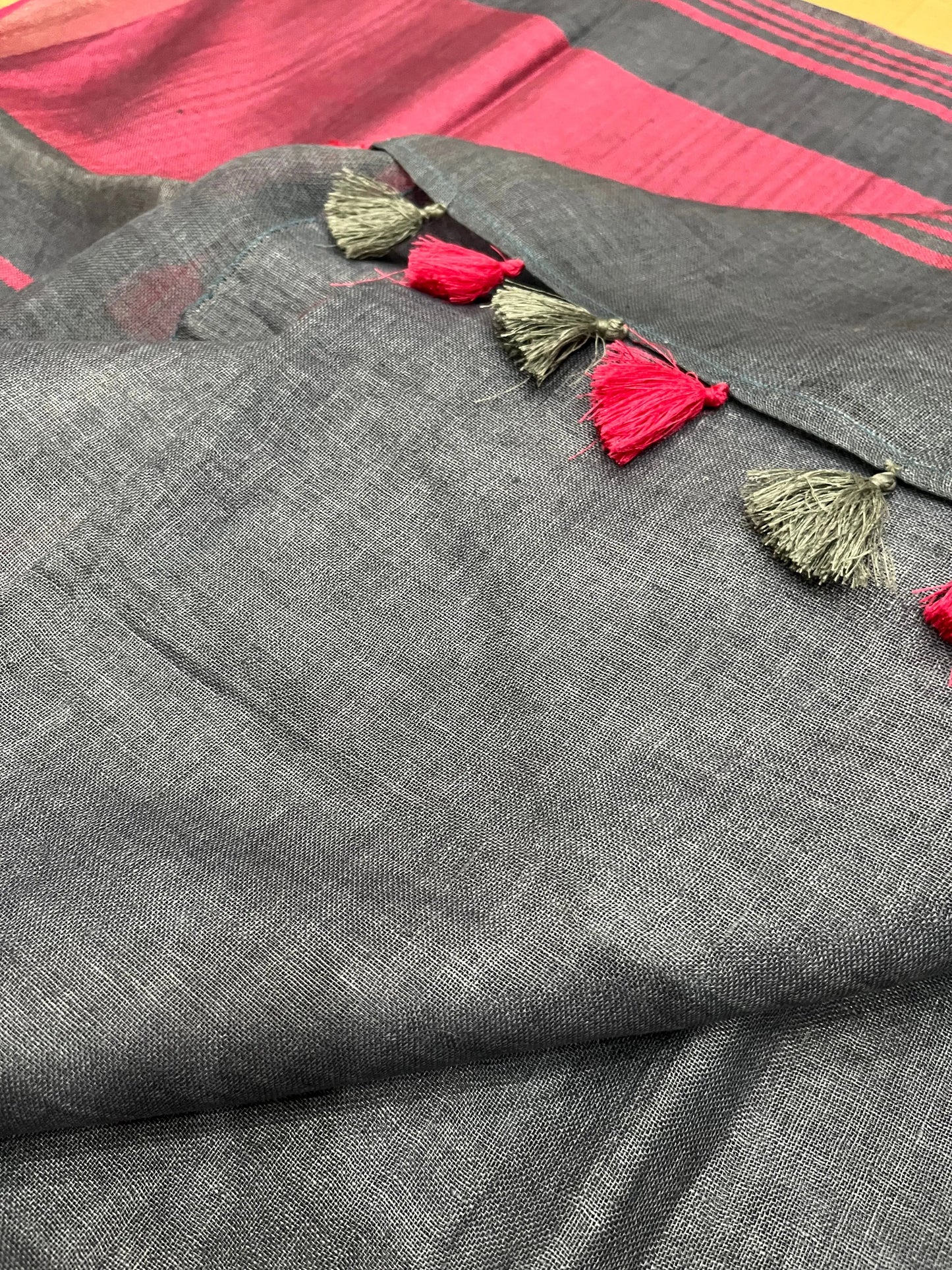 Grey shade Handwoven organic Linen Saree | Silver Zari border| Pink Kanni| Pink Contrast blouse | KIHUMS Saree kihums clothing
