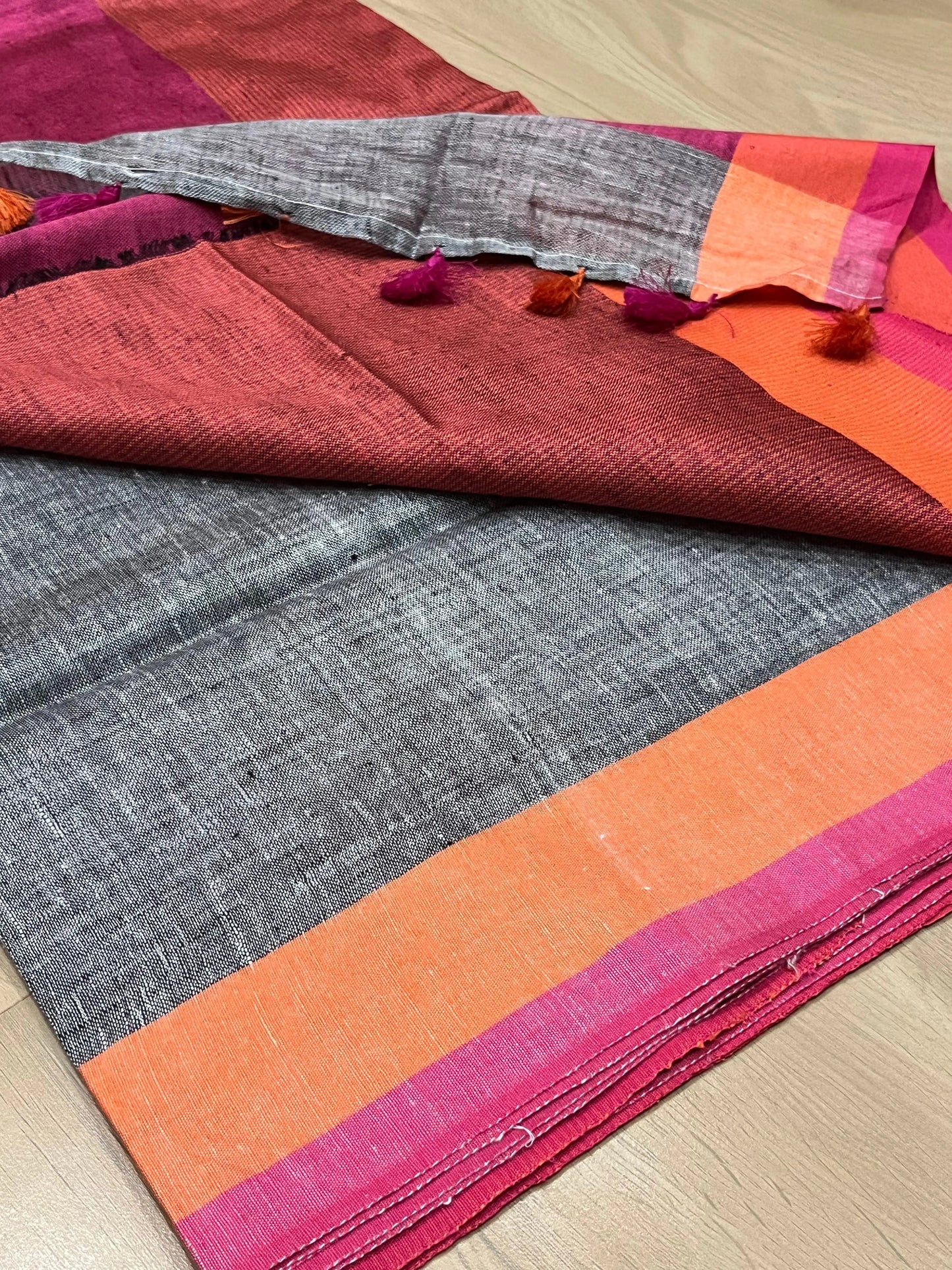 Grey shade Handwoven organic Linen Saree | Contrast border| KIHUMS Saree kihums clothing