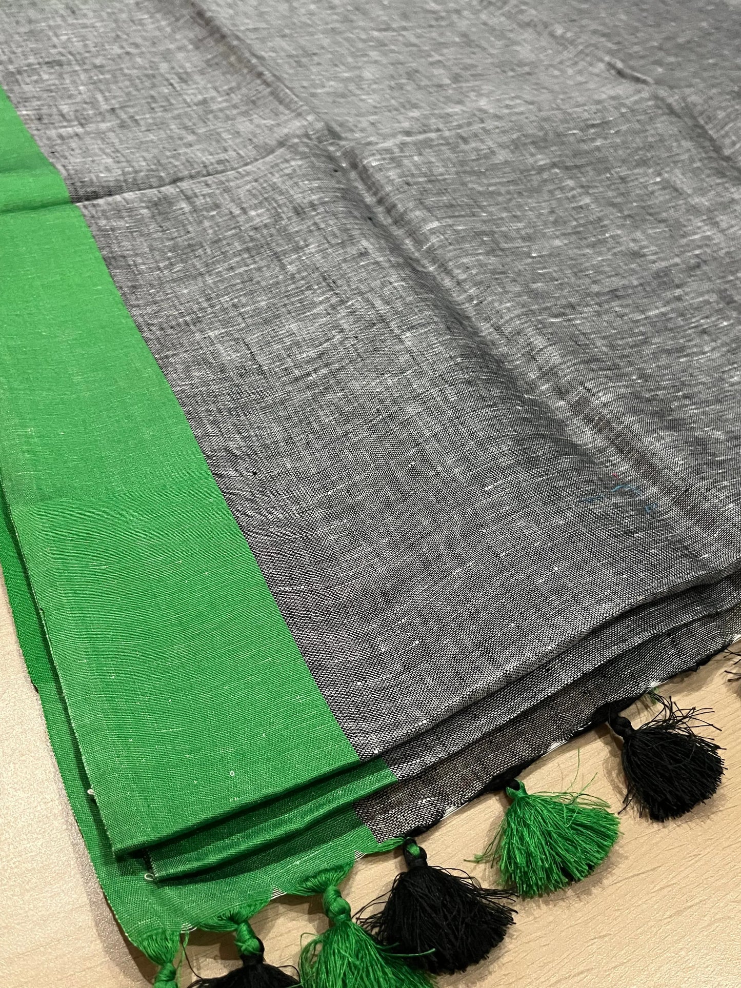 Grey shade Handwoven organic Linen Saree | Contrast border| KIHUMS Saree kihums clothing