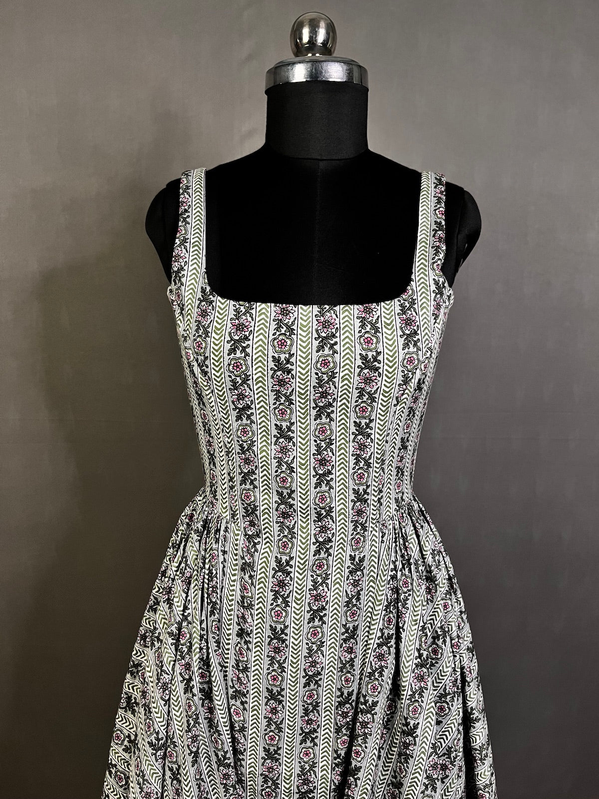 Corset Sun Dress - A Timeless Blend of Elegance and Charm