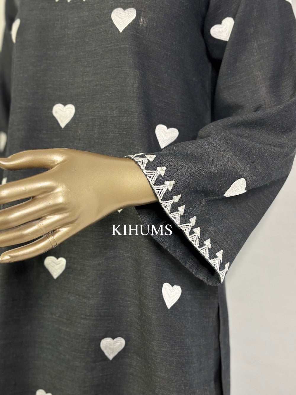 DIL SE Heart Embroidered Farshi Shalwar