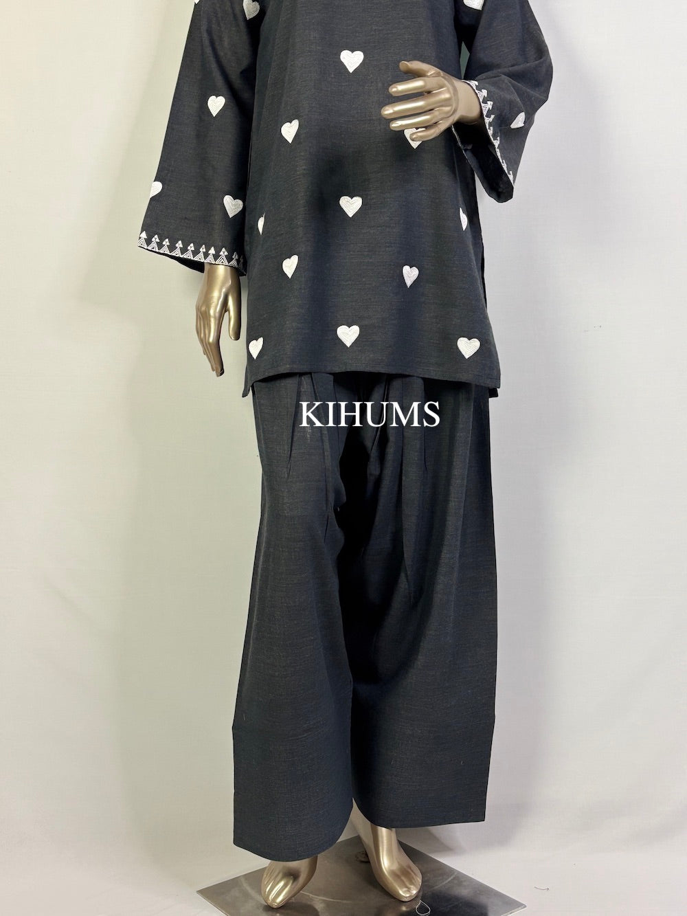 DIL SE Heart Embroidered Farshi Shalwar