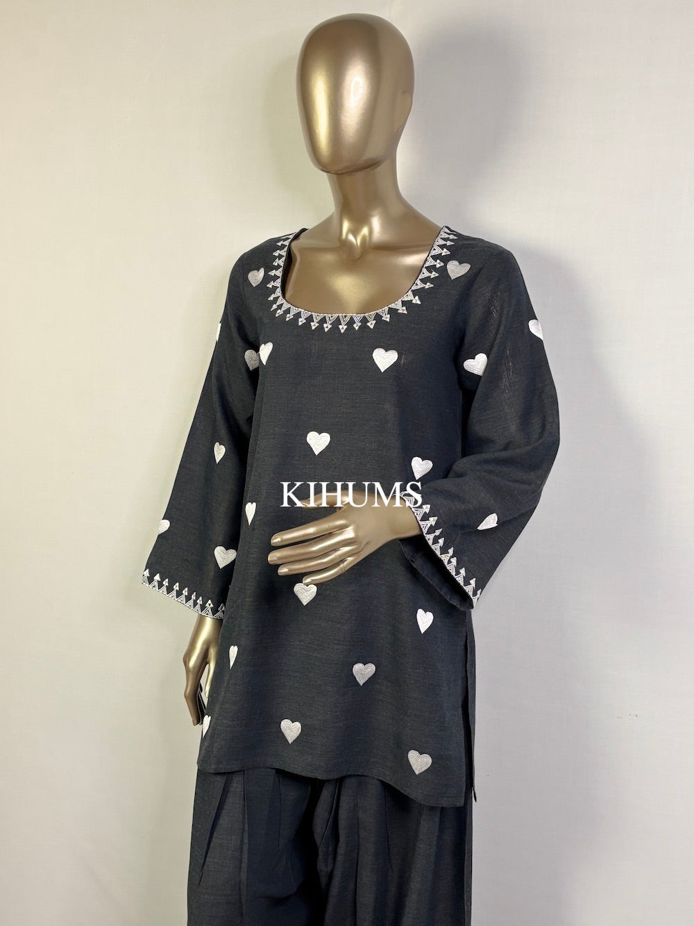 DIL SE Heart Embroidered Farshi Shalwar