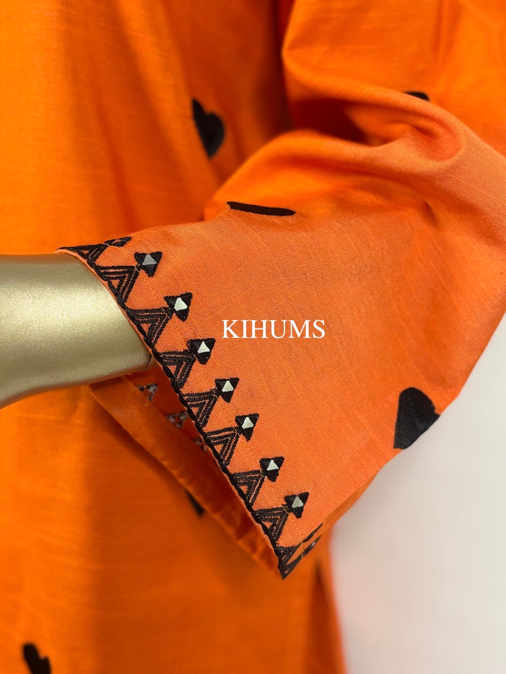 DIL SE Heart Embroidered Farshi Shalwar