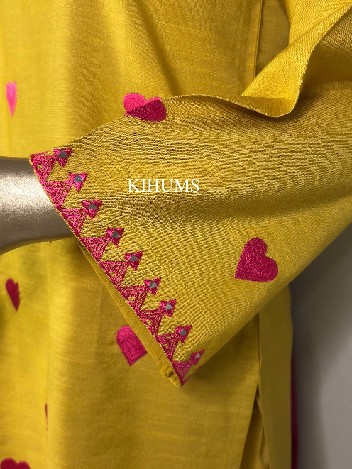 DIL SE Heart Embroidered Farshi Shalwar