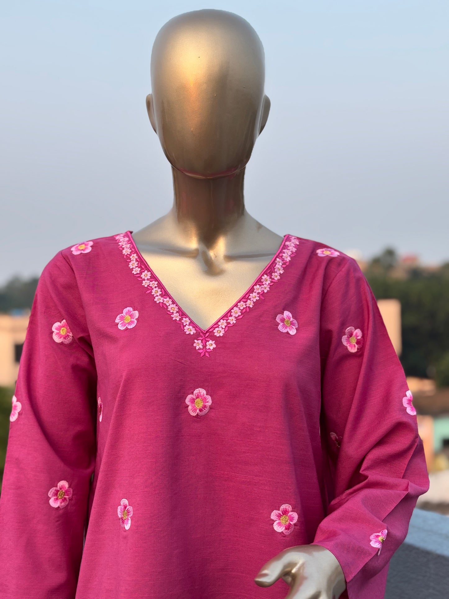 Pinkish Purple- Pakistani Silhouette Floral Embroidery Kurta Set