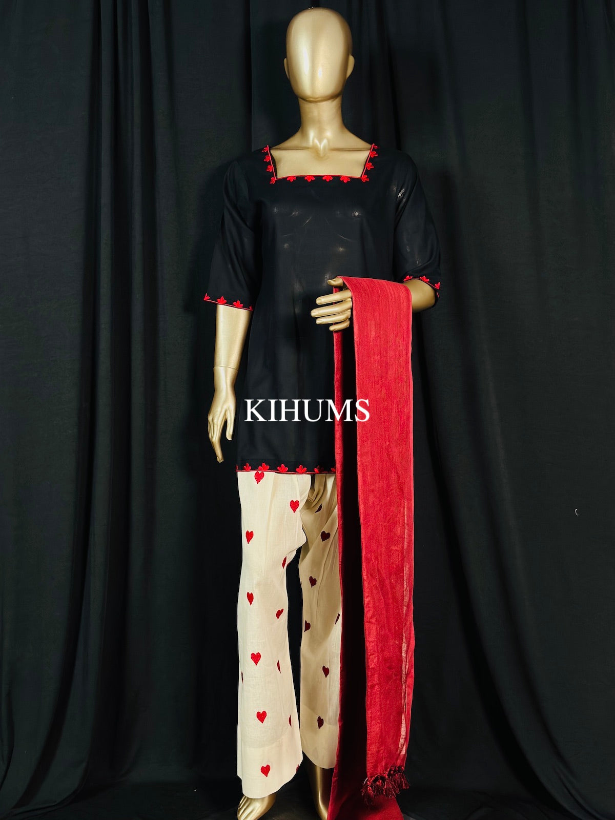 WAMIQA Farshi Shalwar set for women