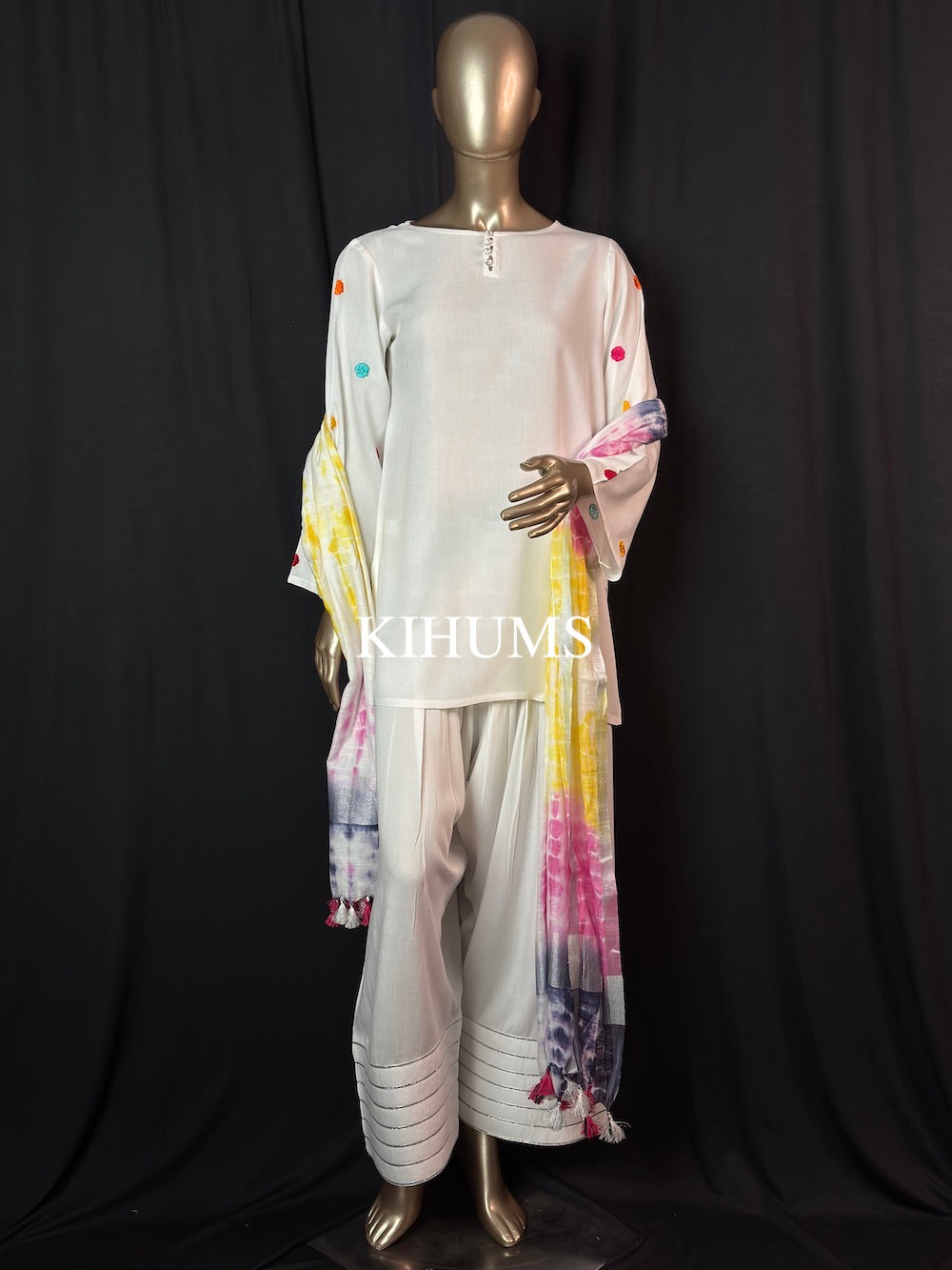 AIRA Embroidered Farshi Shalwar