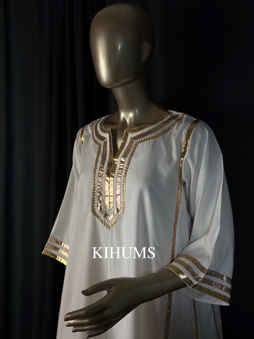 SUNEHRI White Gota Set