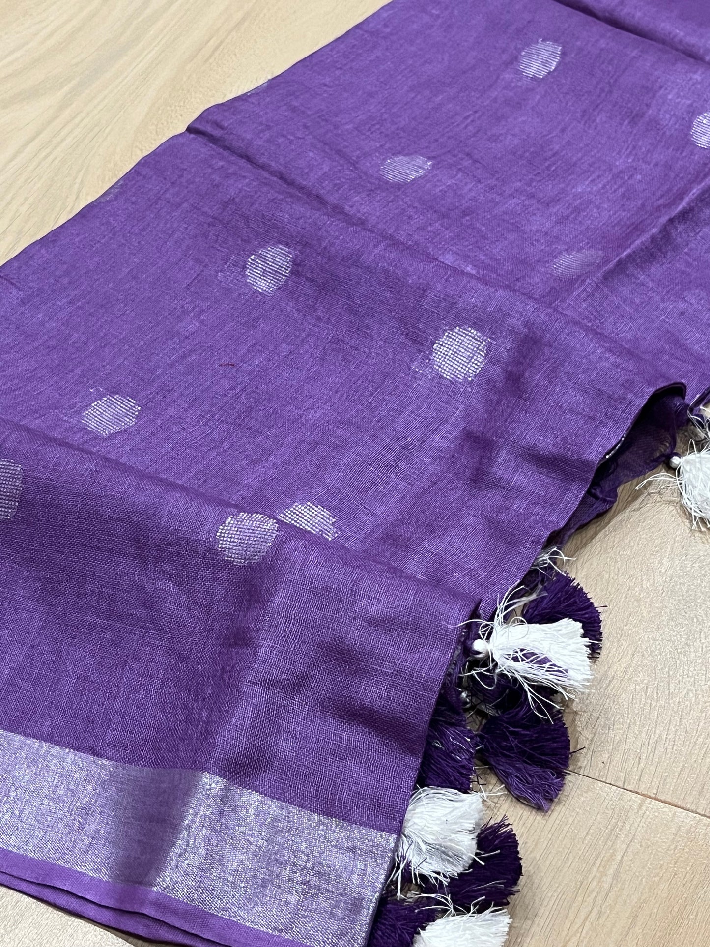 LINEN DUPATTA: Purple Linen Dupatta with zari motif & silver zari border with Tassels | KIHUMS Dupatta